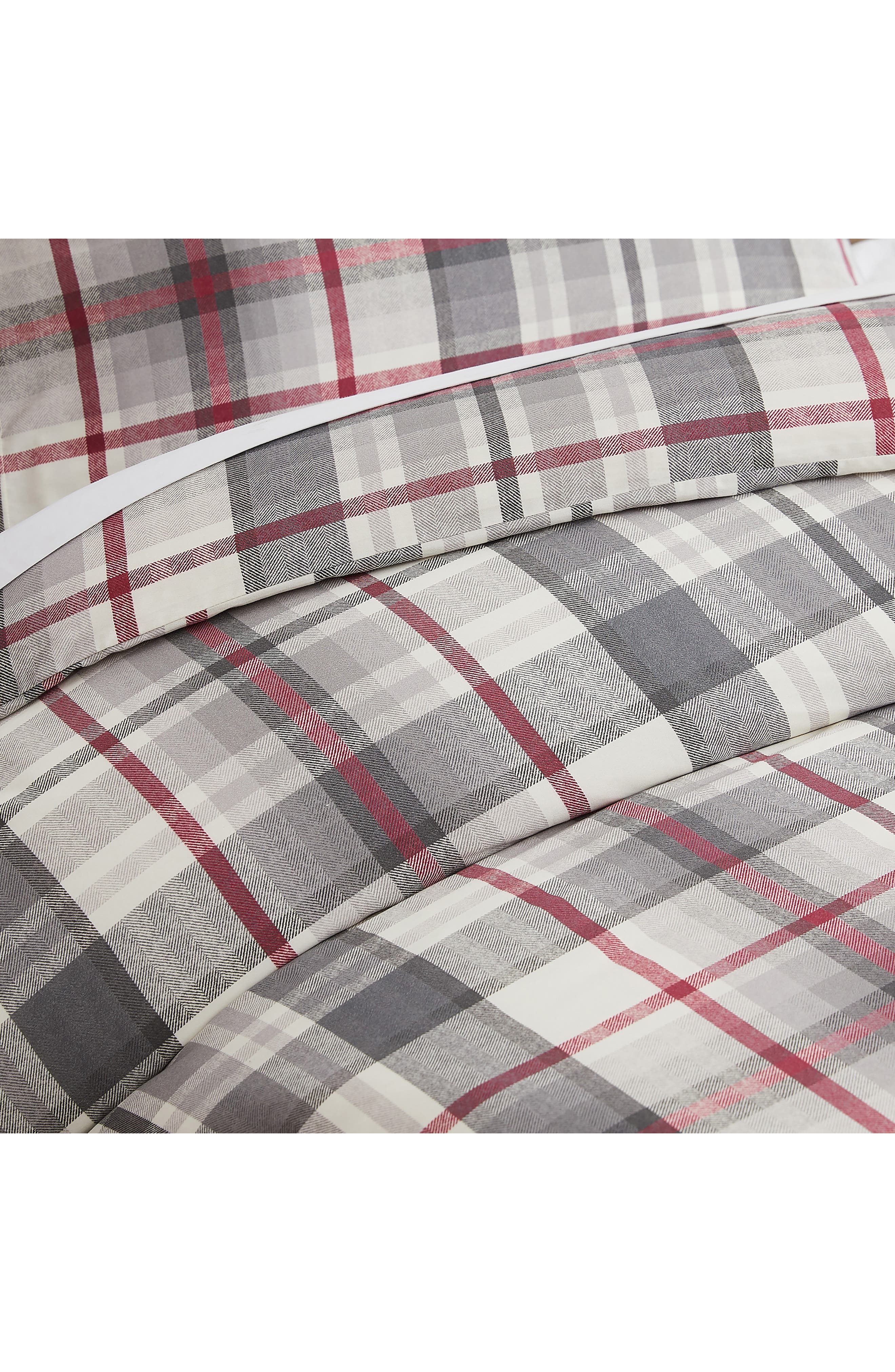 SOUTHSHORE FINE LINENS Highland 300 Thread Count Sheet Set