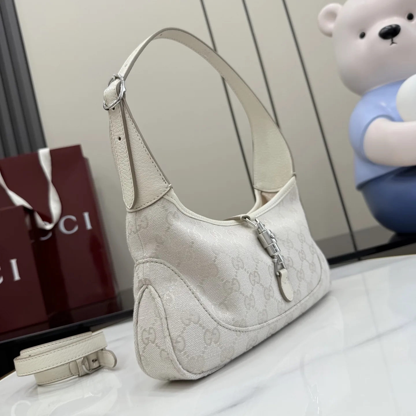 Gucci Jackie Shoulder Bag product photo from LabelPicks
