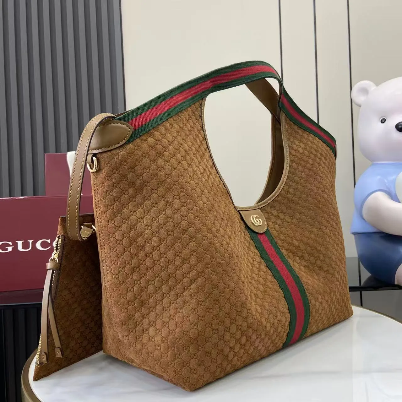Gucci GG Supreme Canvas Tote Bag product photo from LabelPicks