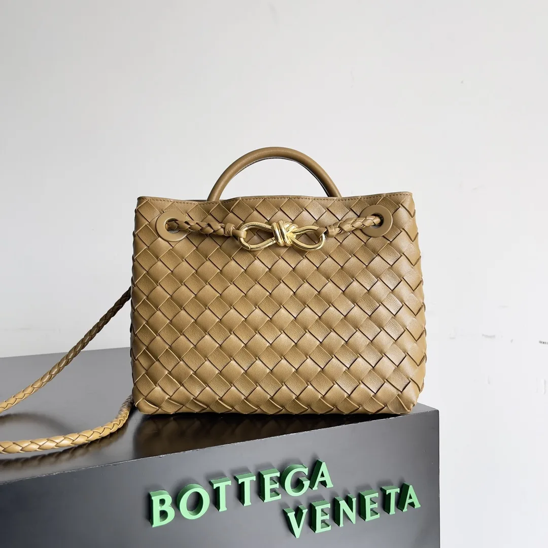 Bottega Veneta White Andiamo Intrecciato Woven Leather Top Handle Bag product photo from LabelPicks