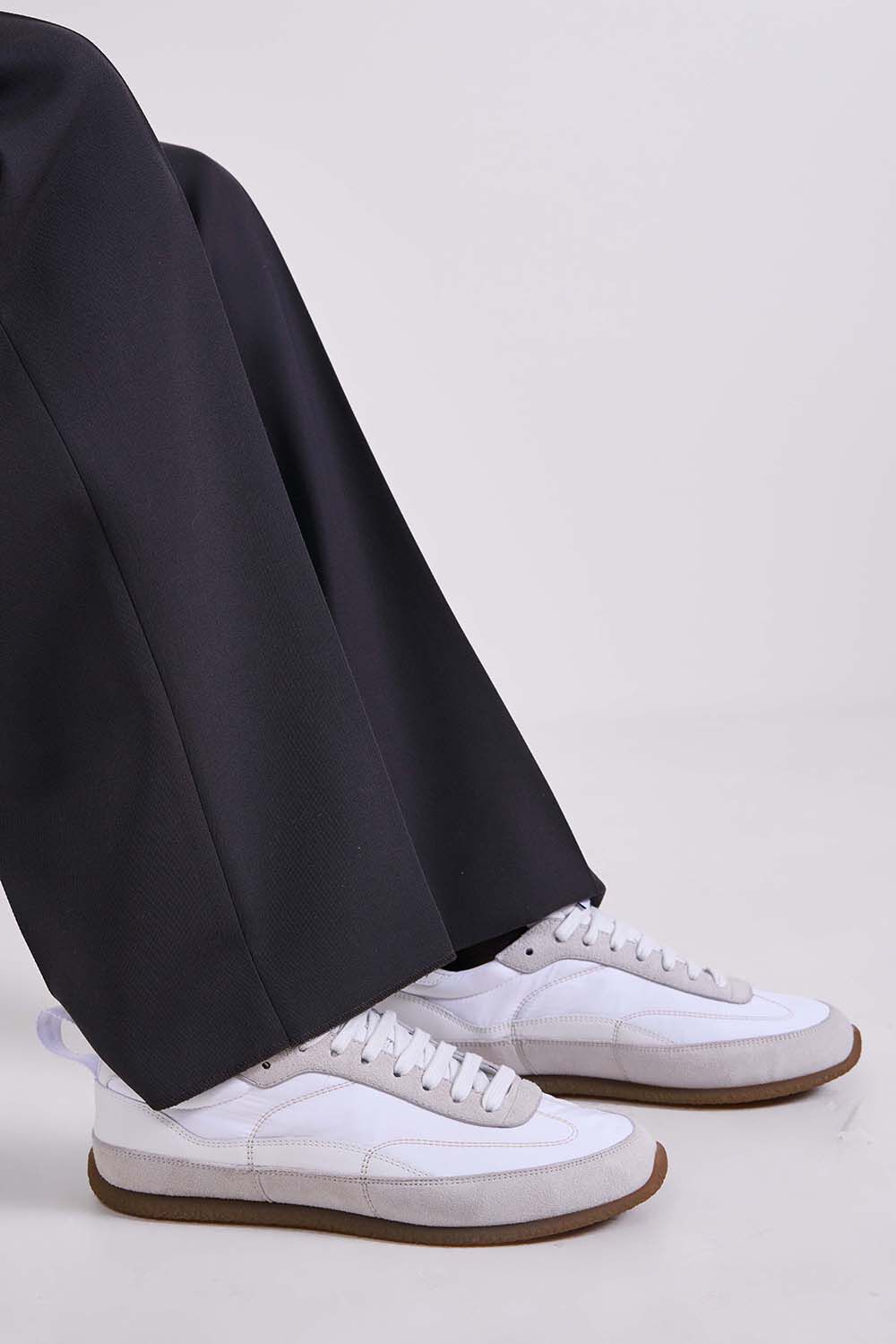 ALEXANDER MCQUEEN נעלי סניקרס עור