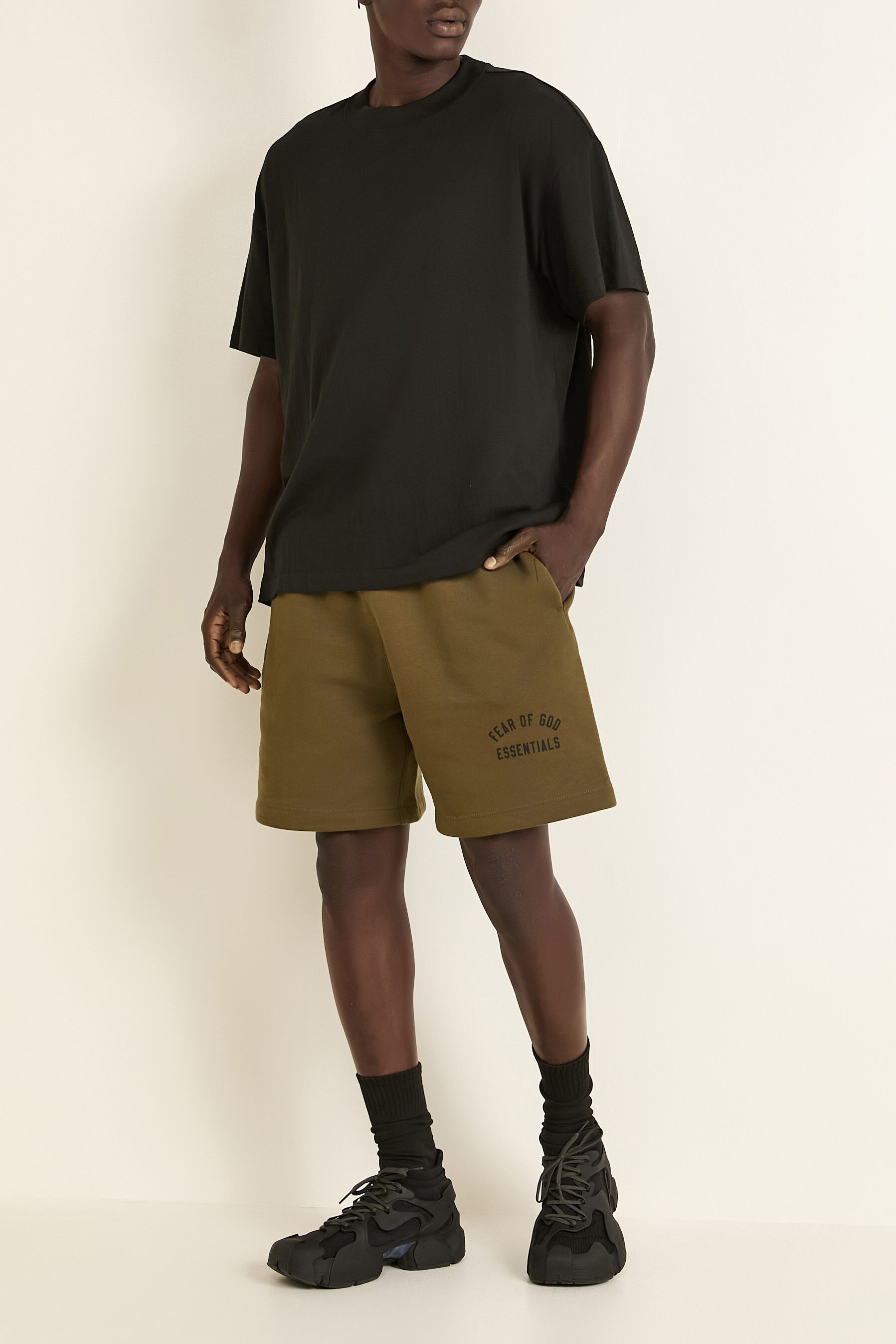 FEAR OF GOD ESSENTIALS מארז שלוש חולצות טי