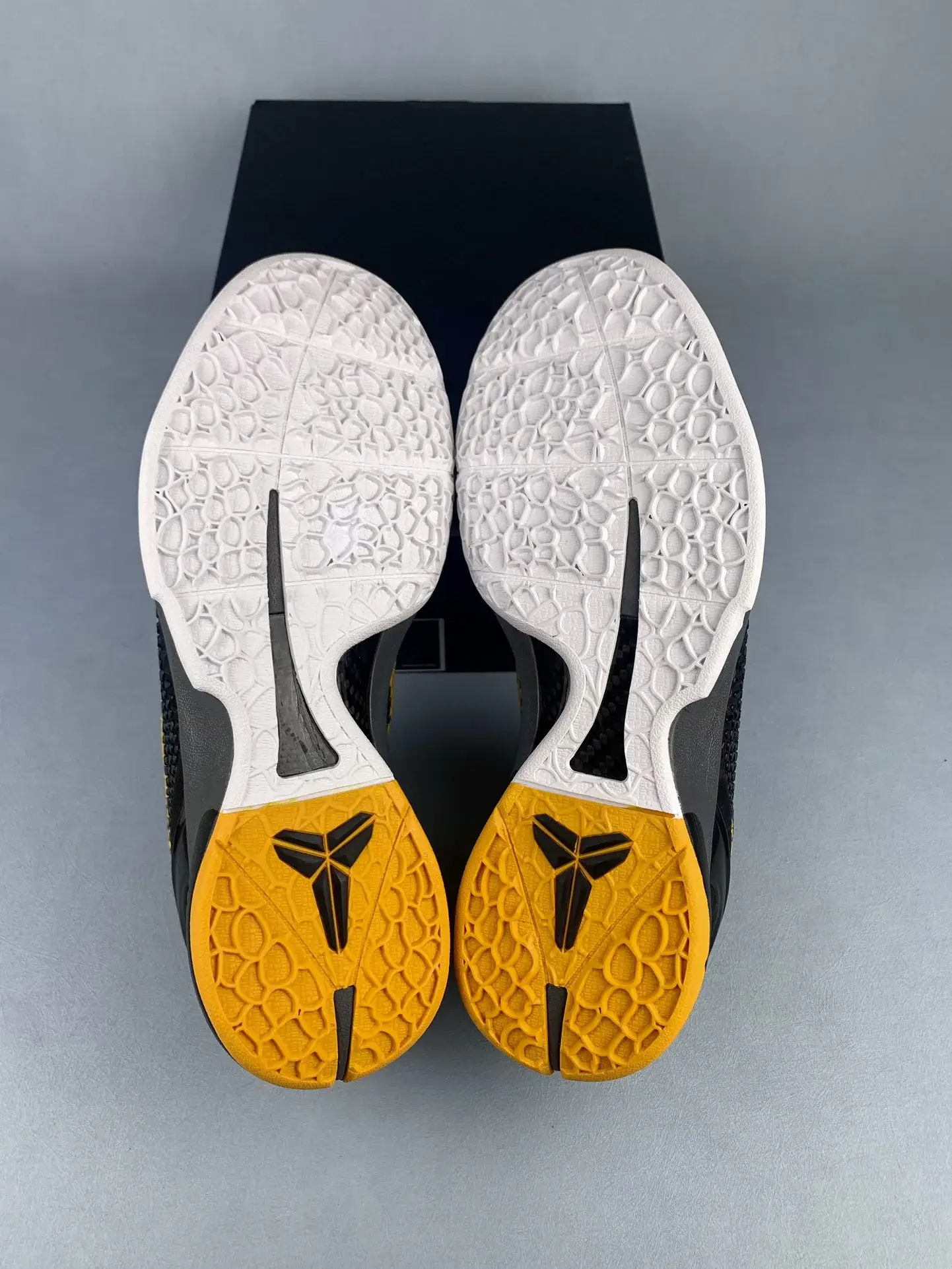Zoom Kobe 6 “Black Del Sol” Basketball Shoes product photo from LabelPicks