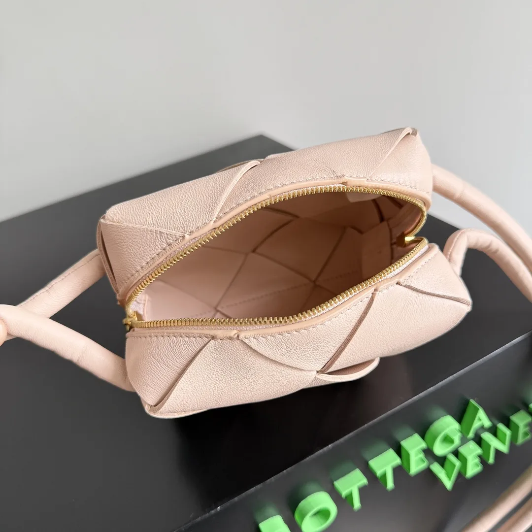 Bottega Veneta Lambskin Crossbody Bag product photo from LabelPicks