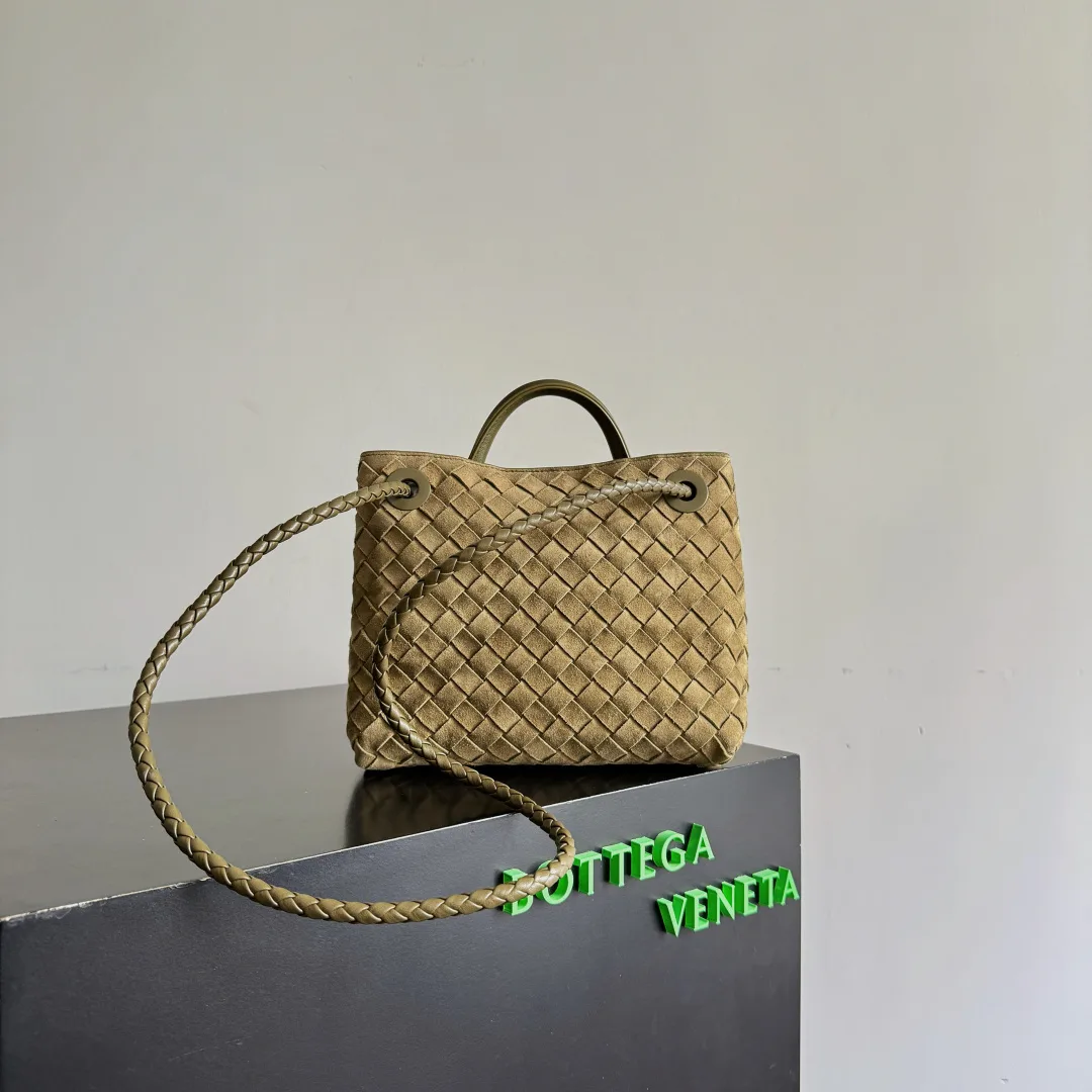 Bottega Veneta Andiamo White Intrecciato Woven Leather Top Handle Bag product photo from LabelPicks