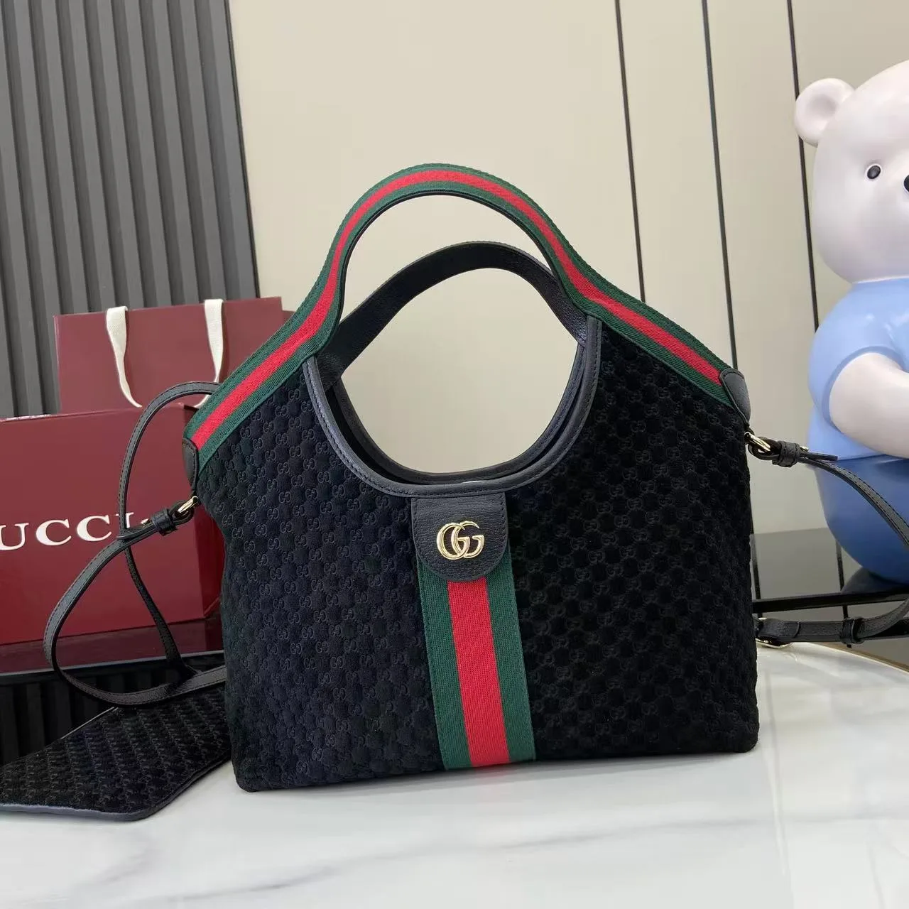 Gucci Black GG Supreme Canvas Tote Bag product photo from LabelPicks