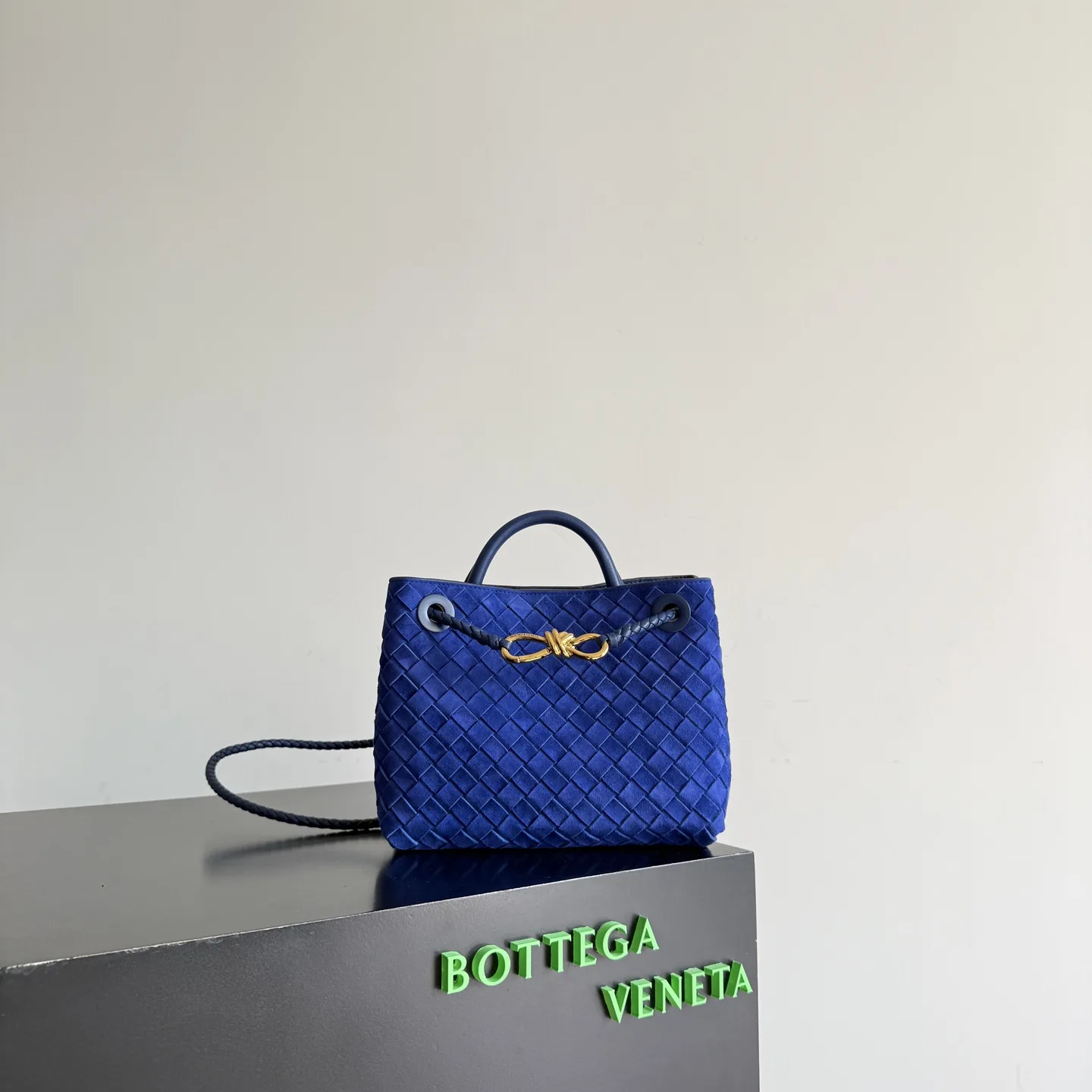 Bottega Veneta Andiamo White Intrecciato Woven Leather Top Handle Bag product photo from LabelPicks