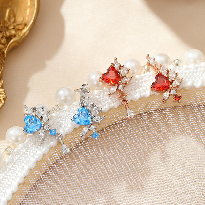 Original design, blue heart-shaped cubic zirconia earrings for women, made of sterling silver, Korean style, versatile for summer, small and fashionable earrings