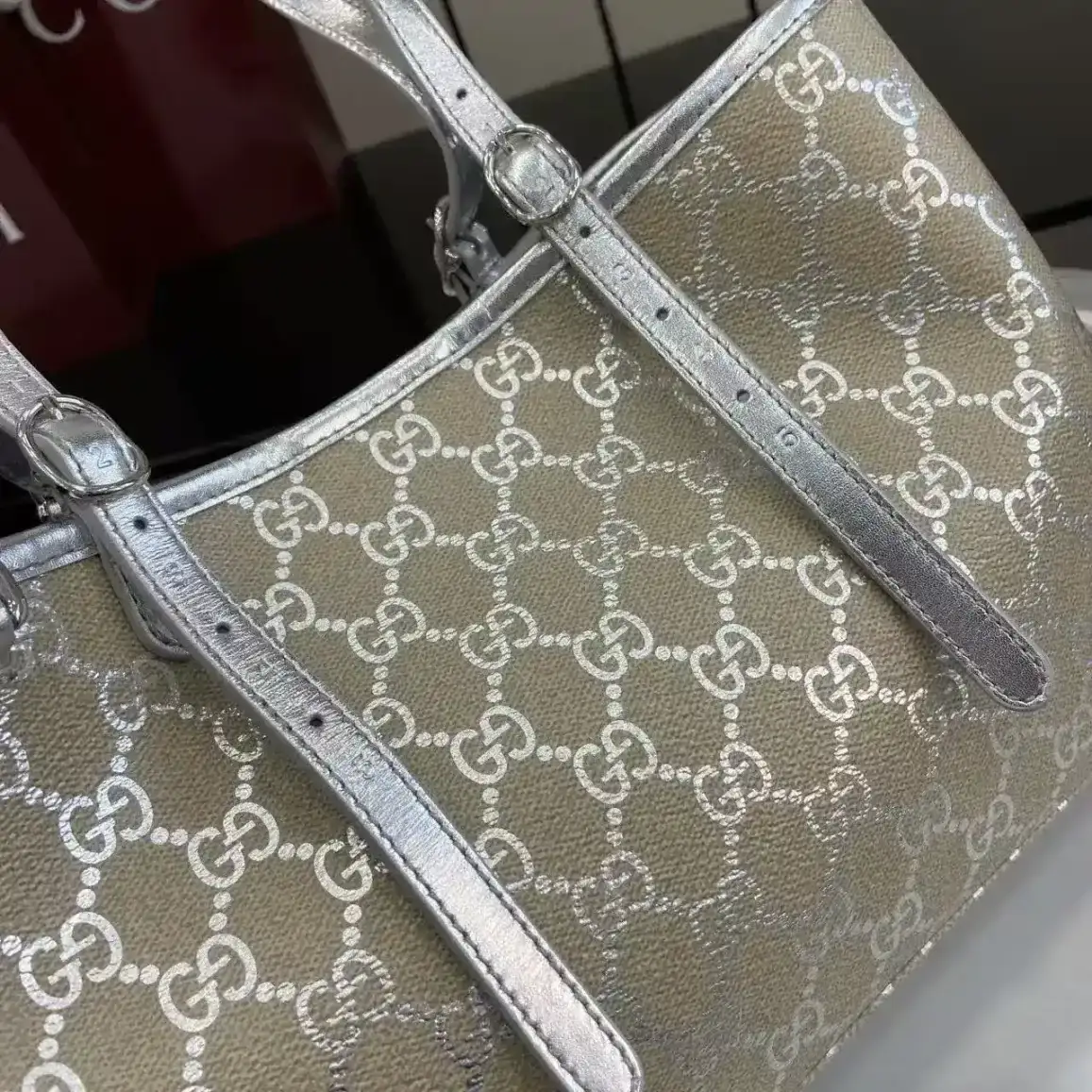 Gucci Beige Tote Bag product photo from LabelPicks
