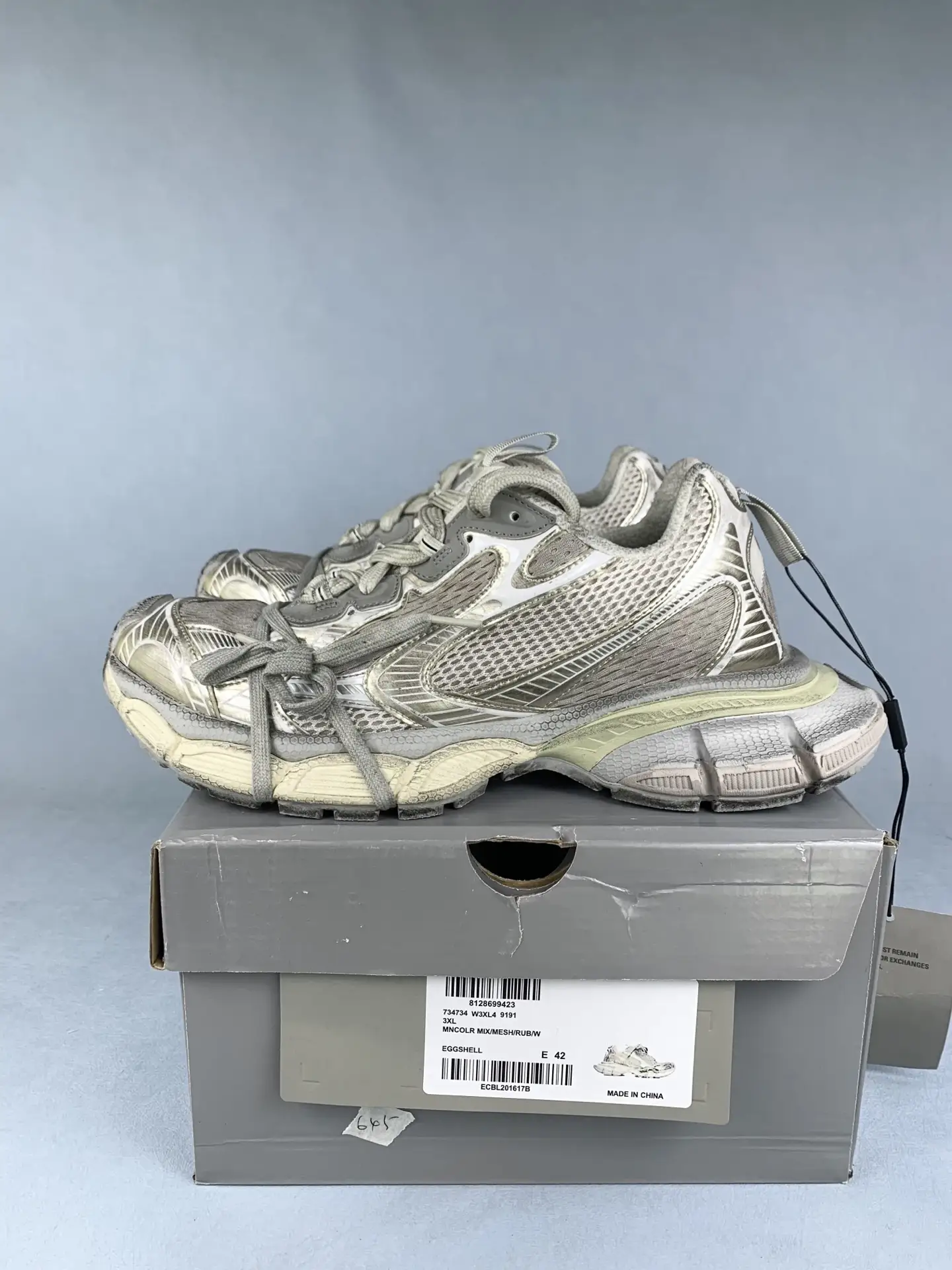 3XL Sneaker in Light Beige product photo from LabelPicks