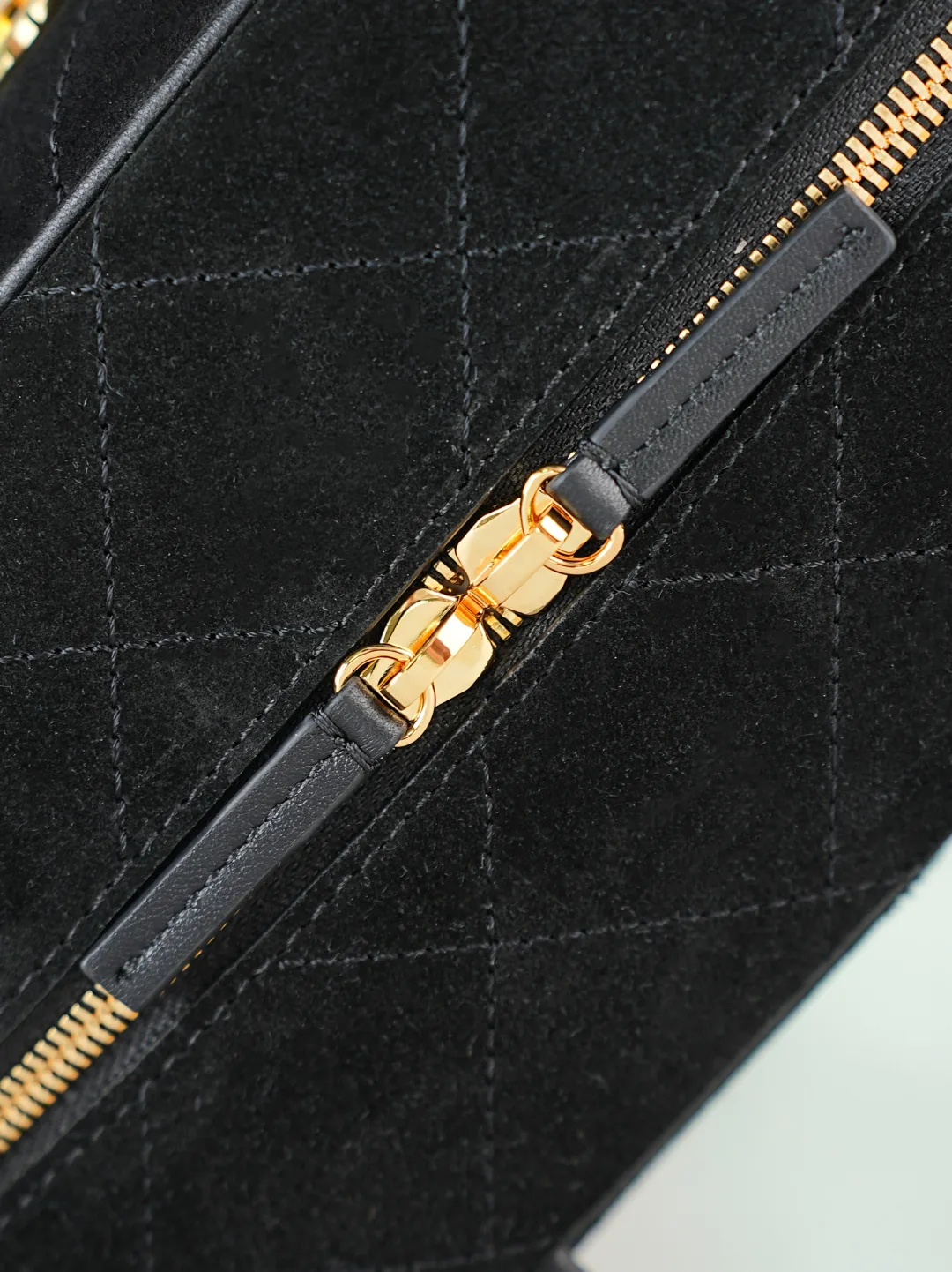 Chanel Black Smooth Leather Top Handle Bag product photo from LabelPicks