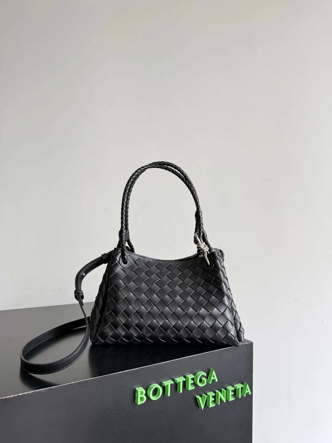 Bottega Veneta Knot Top Handle Bag product photo from LabelPicks
