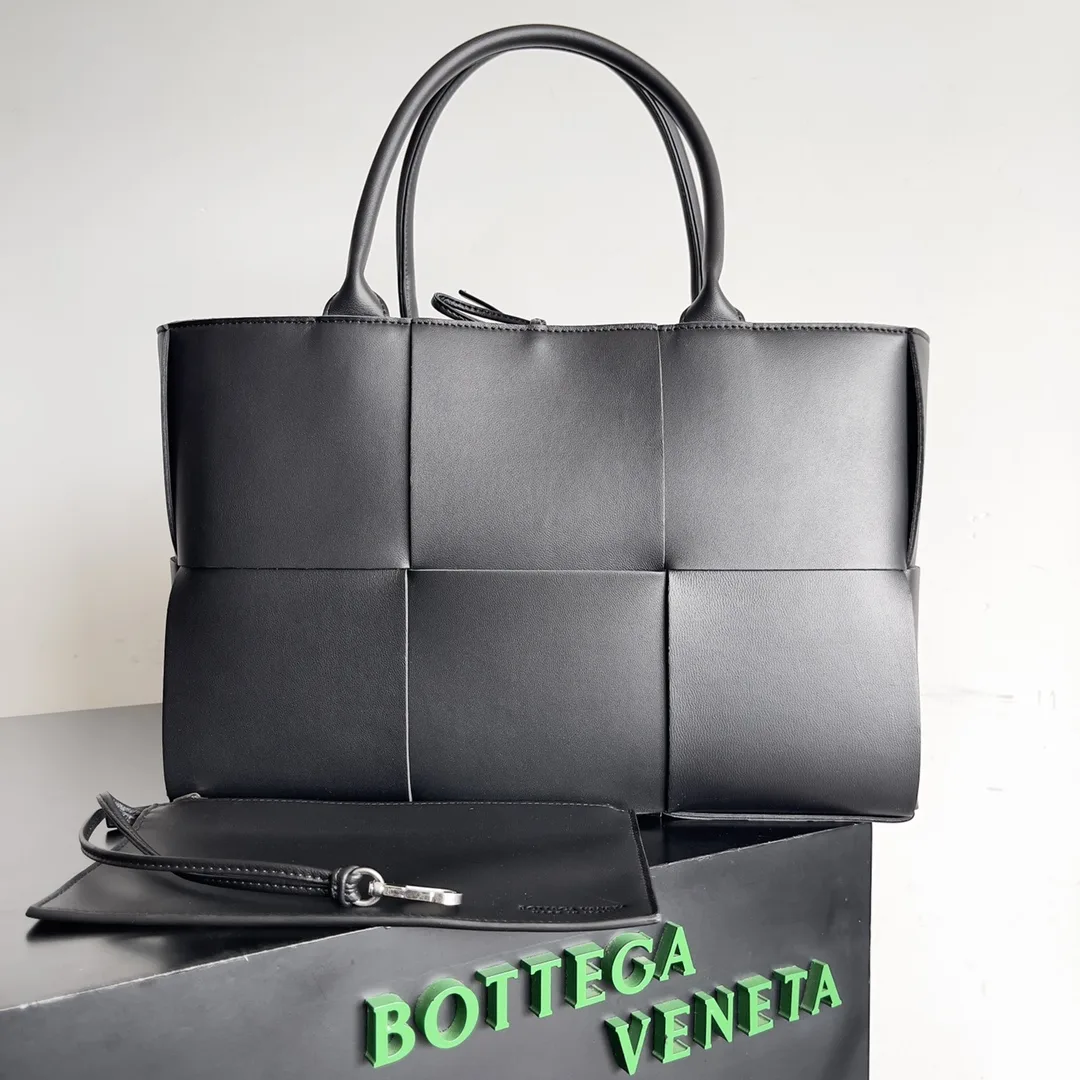 Bottega Veneta Intrecciato Woven Leather Tote Bag product photo from LabelPicks