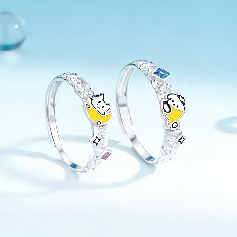 Original star and moon cat and dog couple rings, unique and cute, perfect for girls, a pet-themed ring collection, a best friend ring, a great gift