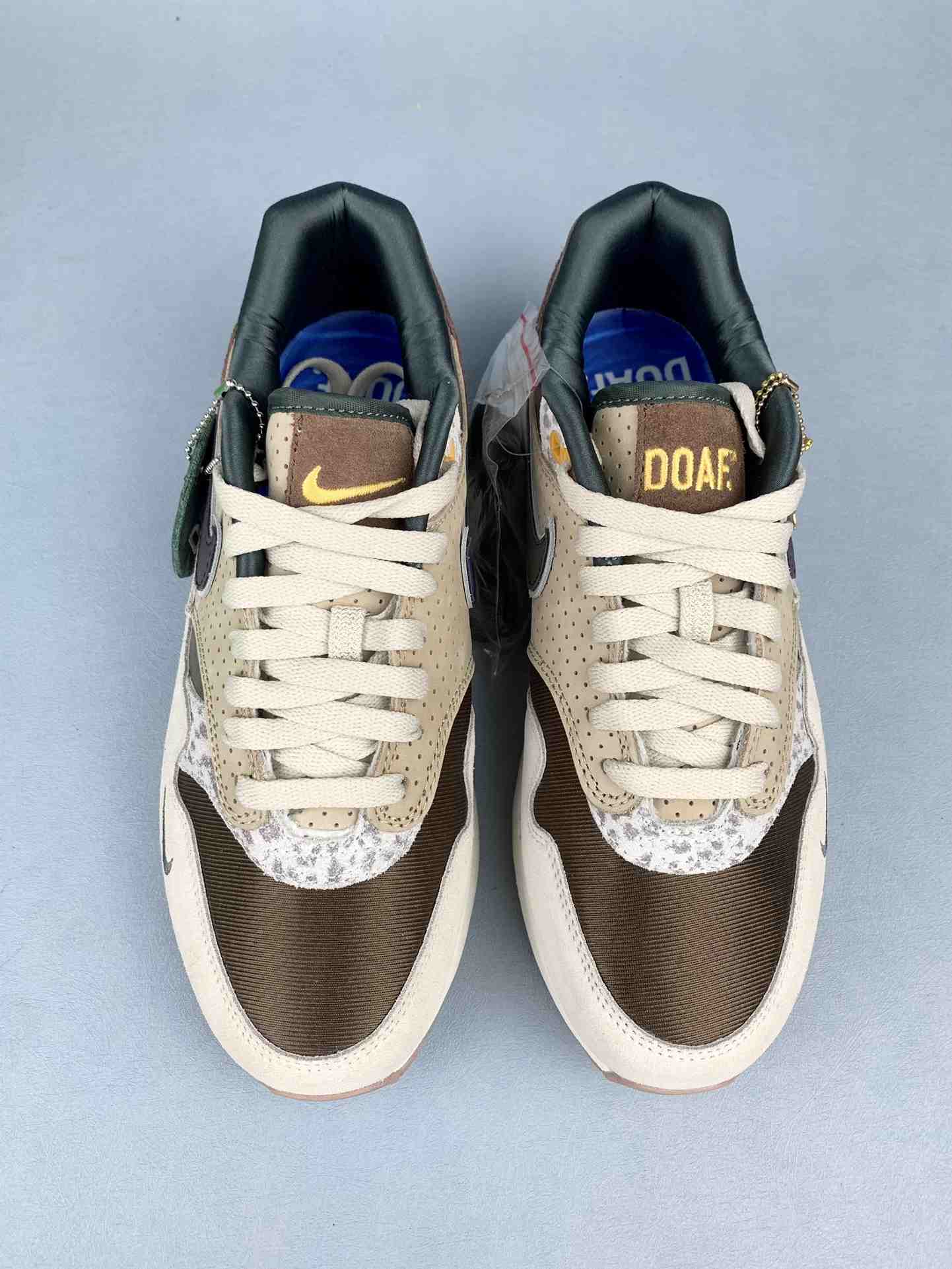University of Oregon x Nike Air Force 1 Low “Duck or Egg” Shoes
