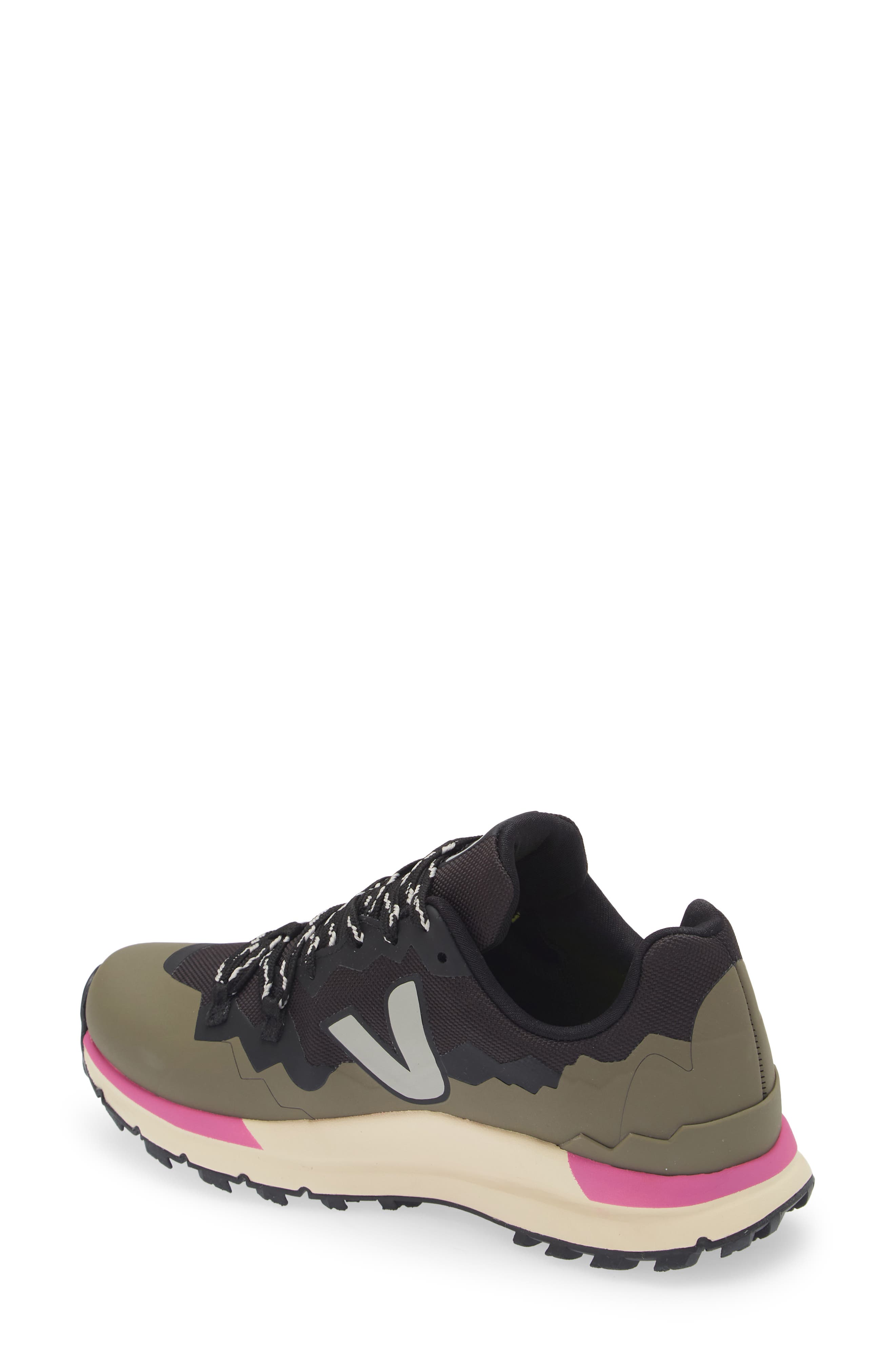 Veja x Fitz Roy Trek Water Repellent Trail Sneaker