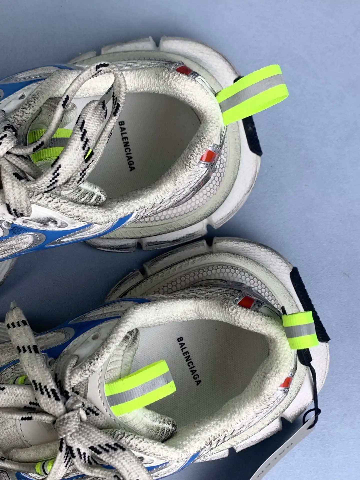 3XL Sneaker in White/Red/Blue product photo from LabelPicks