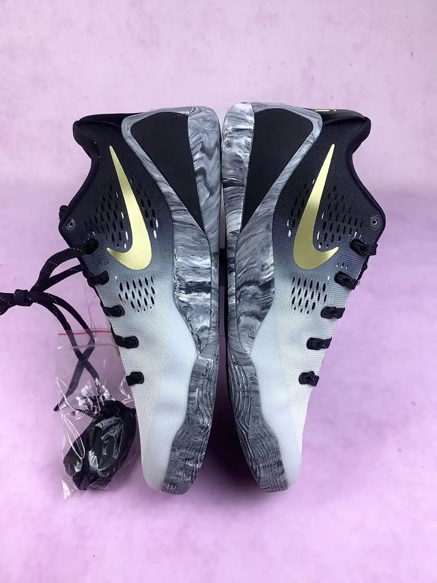 Kobe IX Elite Low Protro 'Mambacita' Shoes product photo from LabelPicks