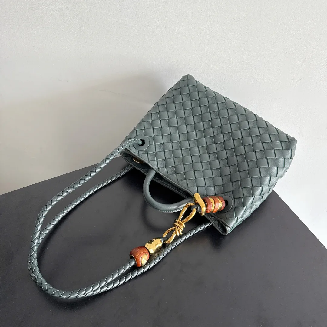 Bottega Veneta Andiamo Green Intrecciato Woven Leather Top Handle Bag product photo from LabelPicks