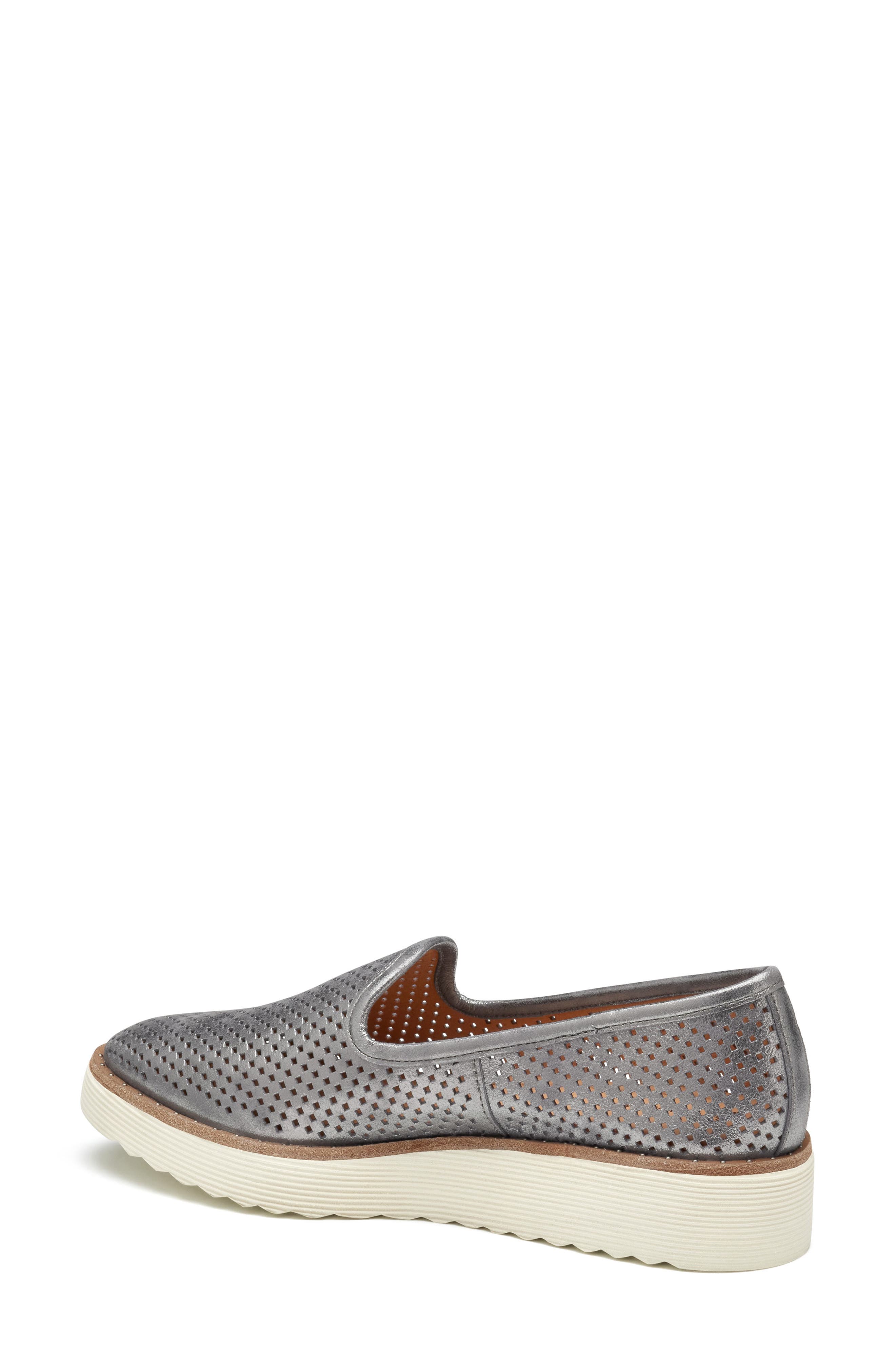 Johnston & Murphy Mitzi Perforated Venetian Loafer