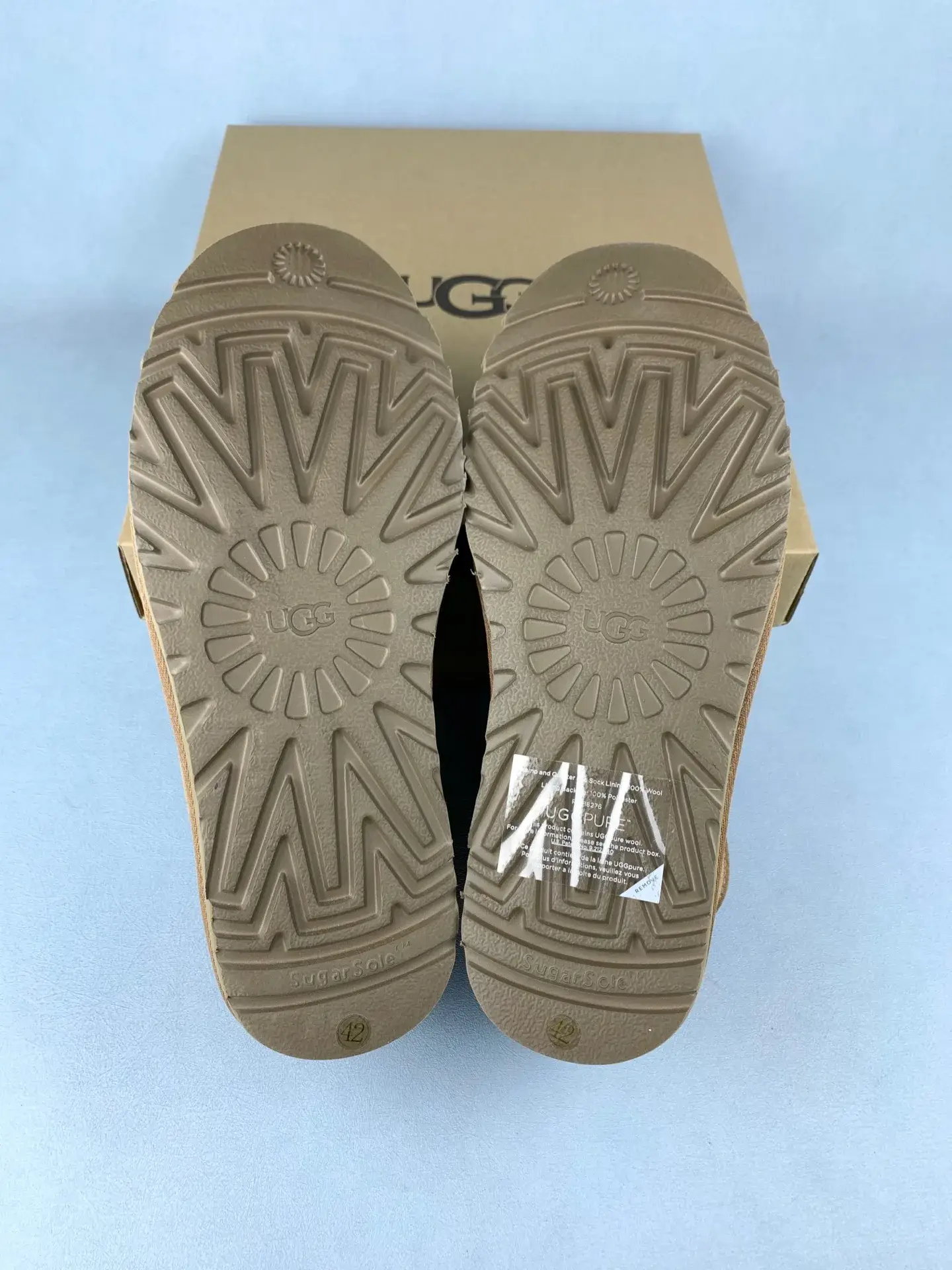 UGG Neumel Boot product photo from LabelPicks