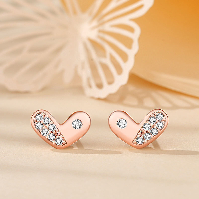 925 sterling silver weekly earrings, a touch of luxury and sophistication, featuring a four-leaf clover and eight-pointed star design, fashionable and elegant, perfect as a Valentine's Day gift