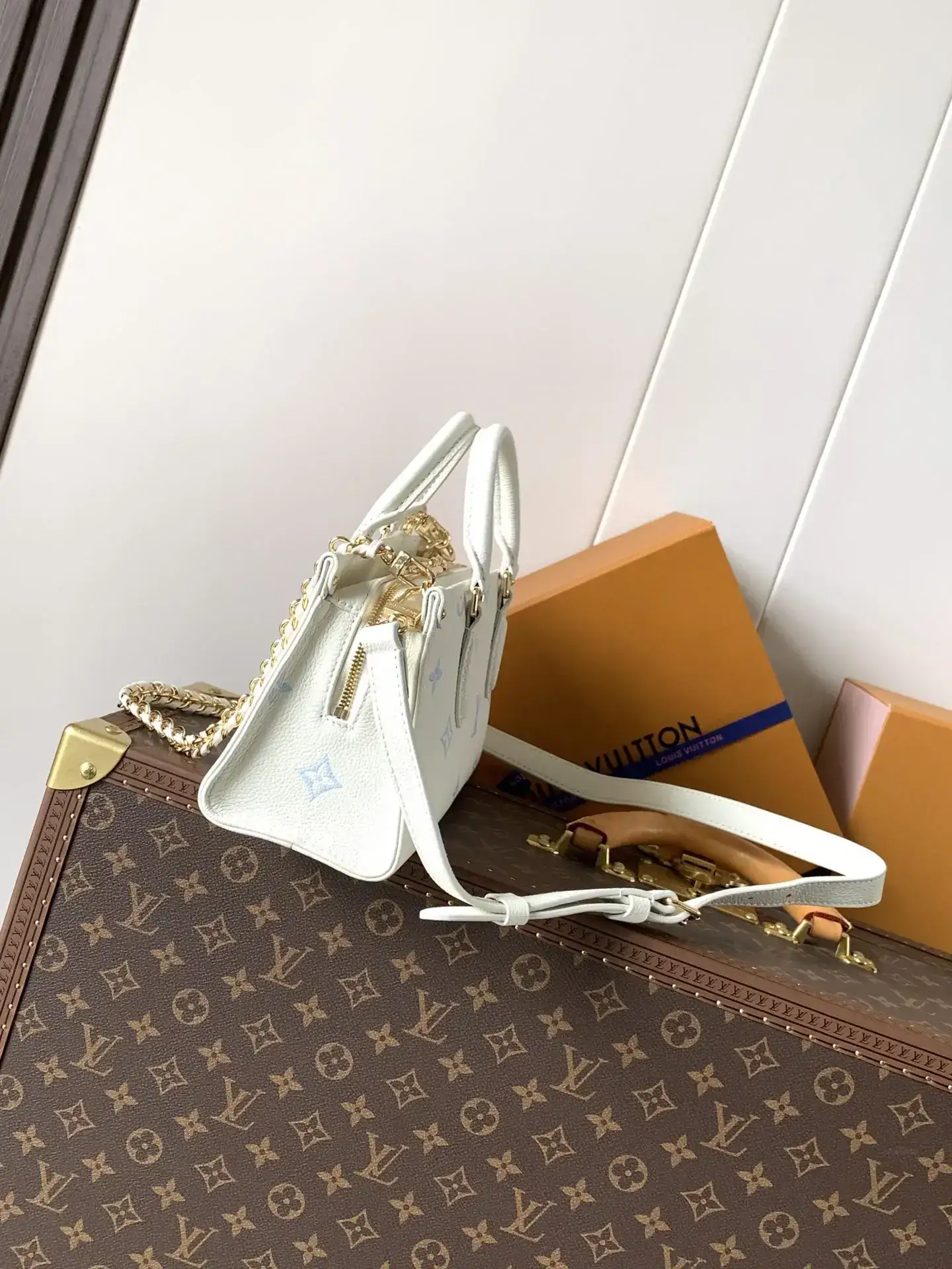 Louis Vuitton Black Onthego Calfskin Shoulder Bag product photo from LabelPicks