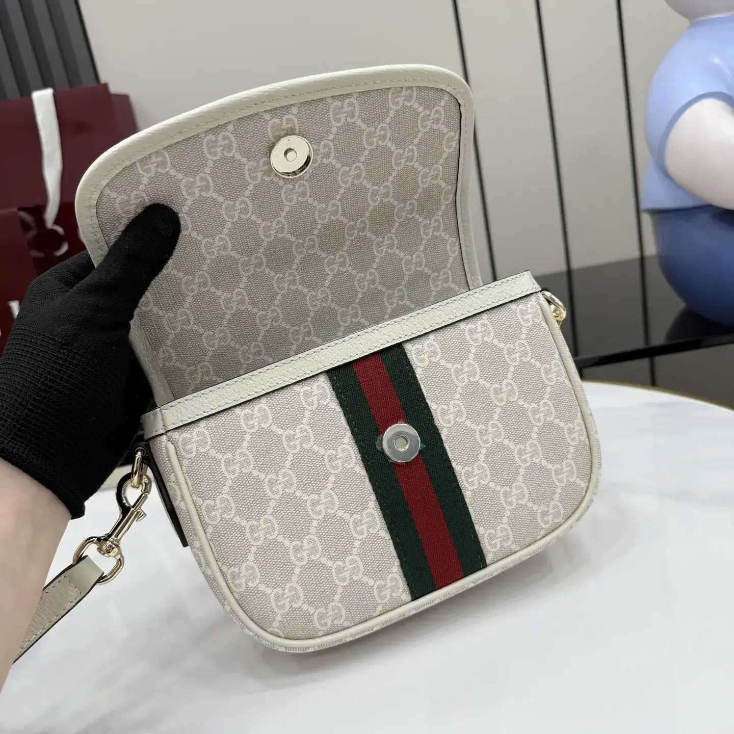 Gucci Ophidia White GG Supreme Canvas Crossbody Bag product photo from LabelPicks