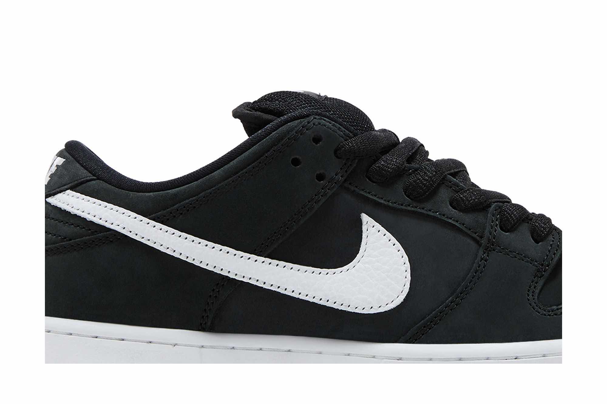 Nike SB Dunk Low ‘Black Gum’ CD2563-006
