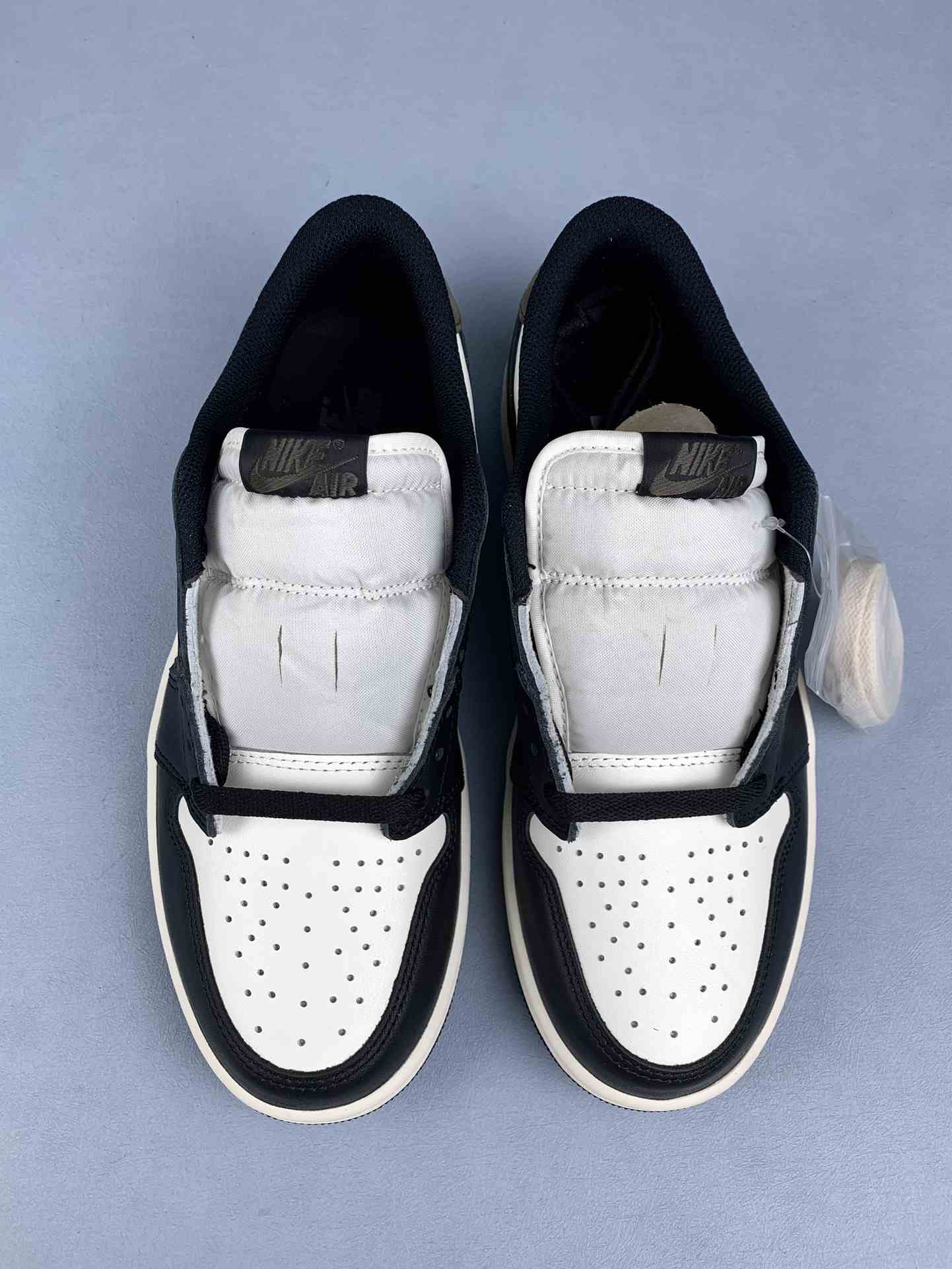 Air Jordan 1 Retro Low OG Shoes