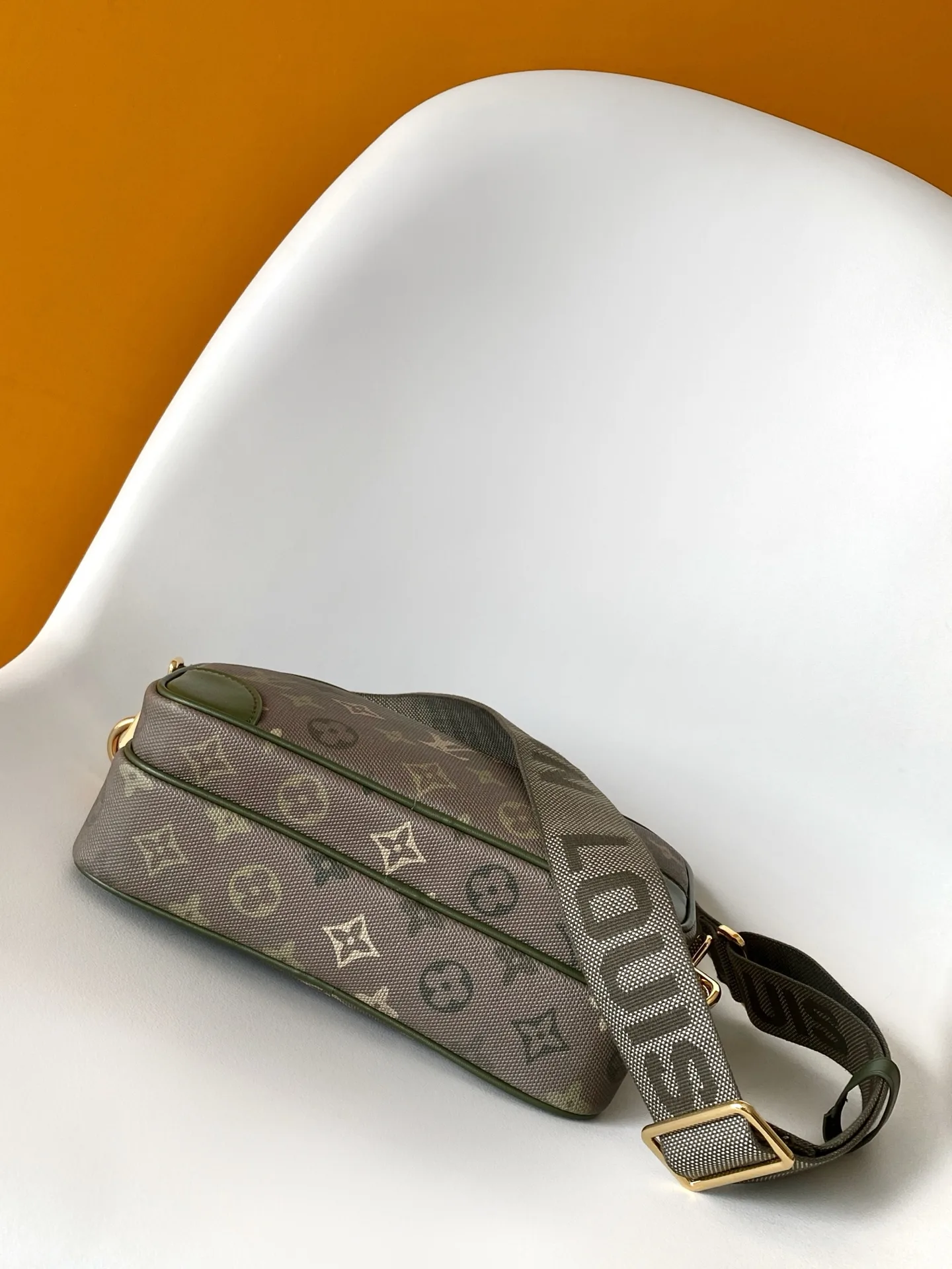 Louis Vuitton Monogram Canvas Crossbody Bag product photo from LabelPicks