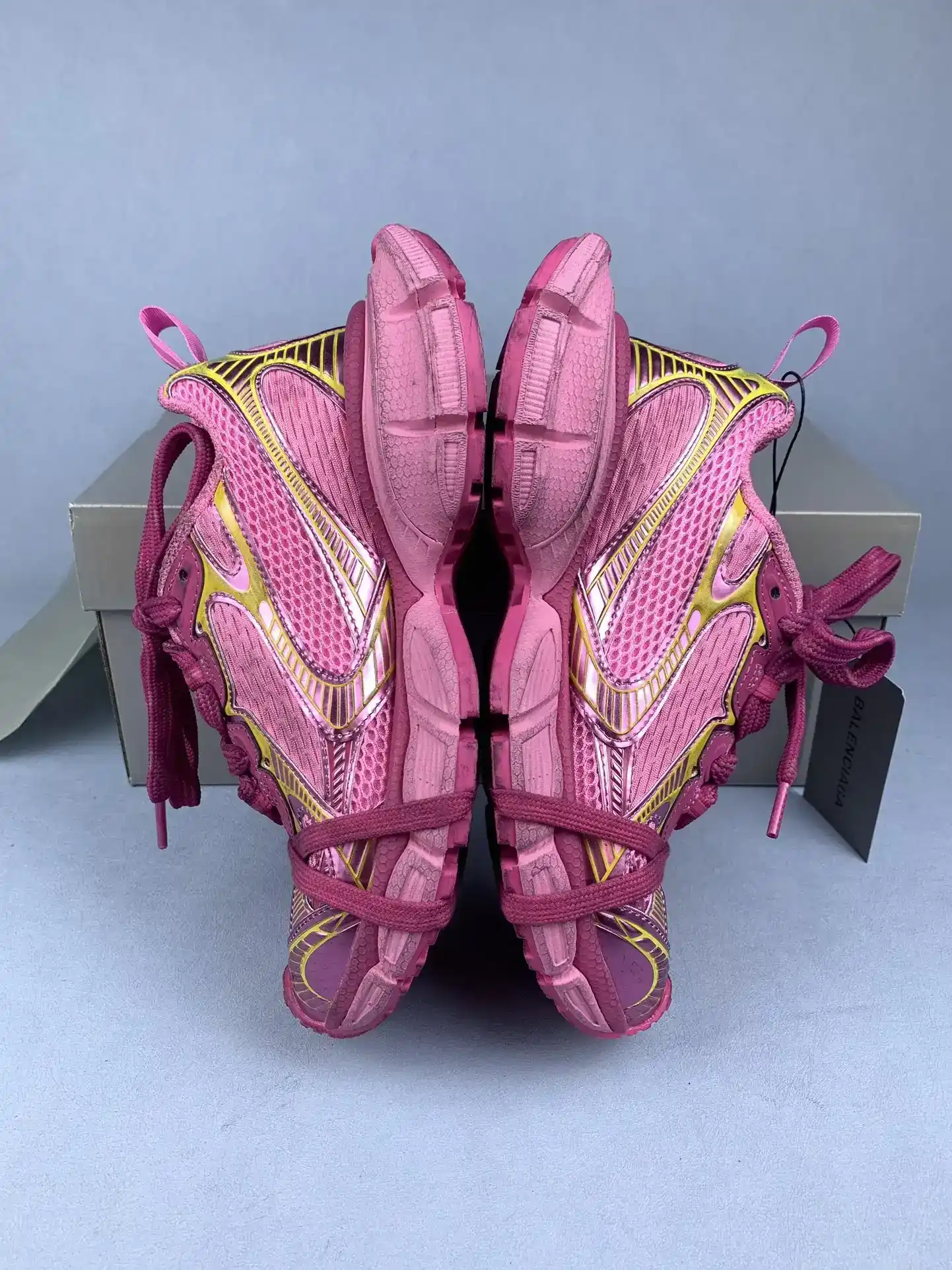 3XL Sneaker in Pink/Yellow product photo from LabelPicks
