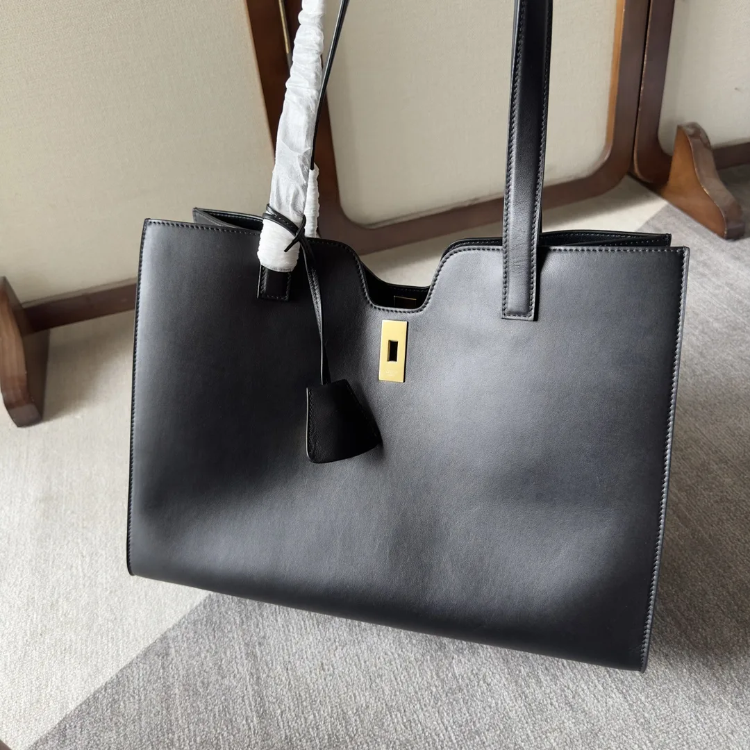 Chanel Black Tote Bag product photo from LabelPicks