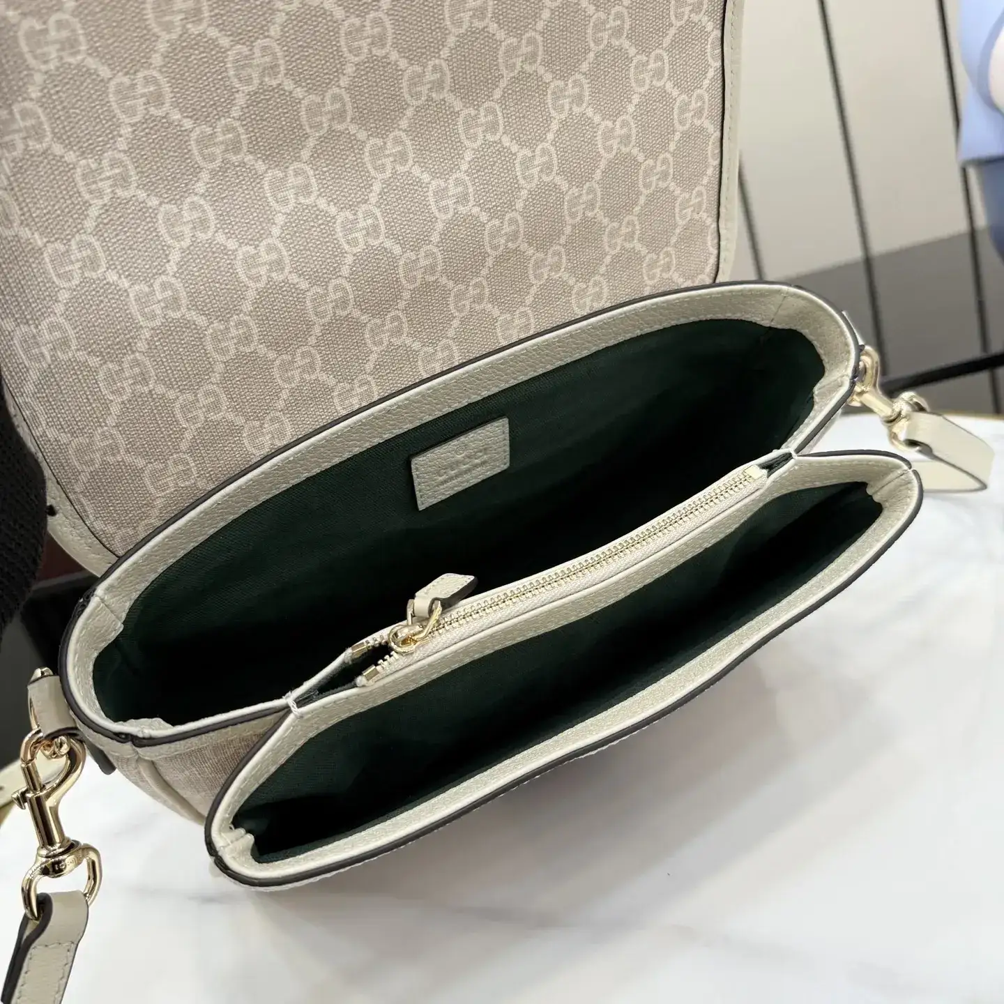 Gucci GG Supreme Canvas Ophidia Crossbody Bag product photo from LabelPicks