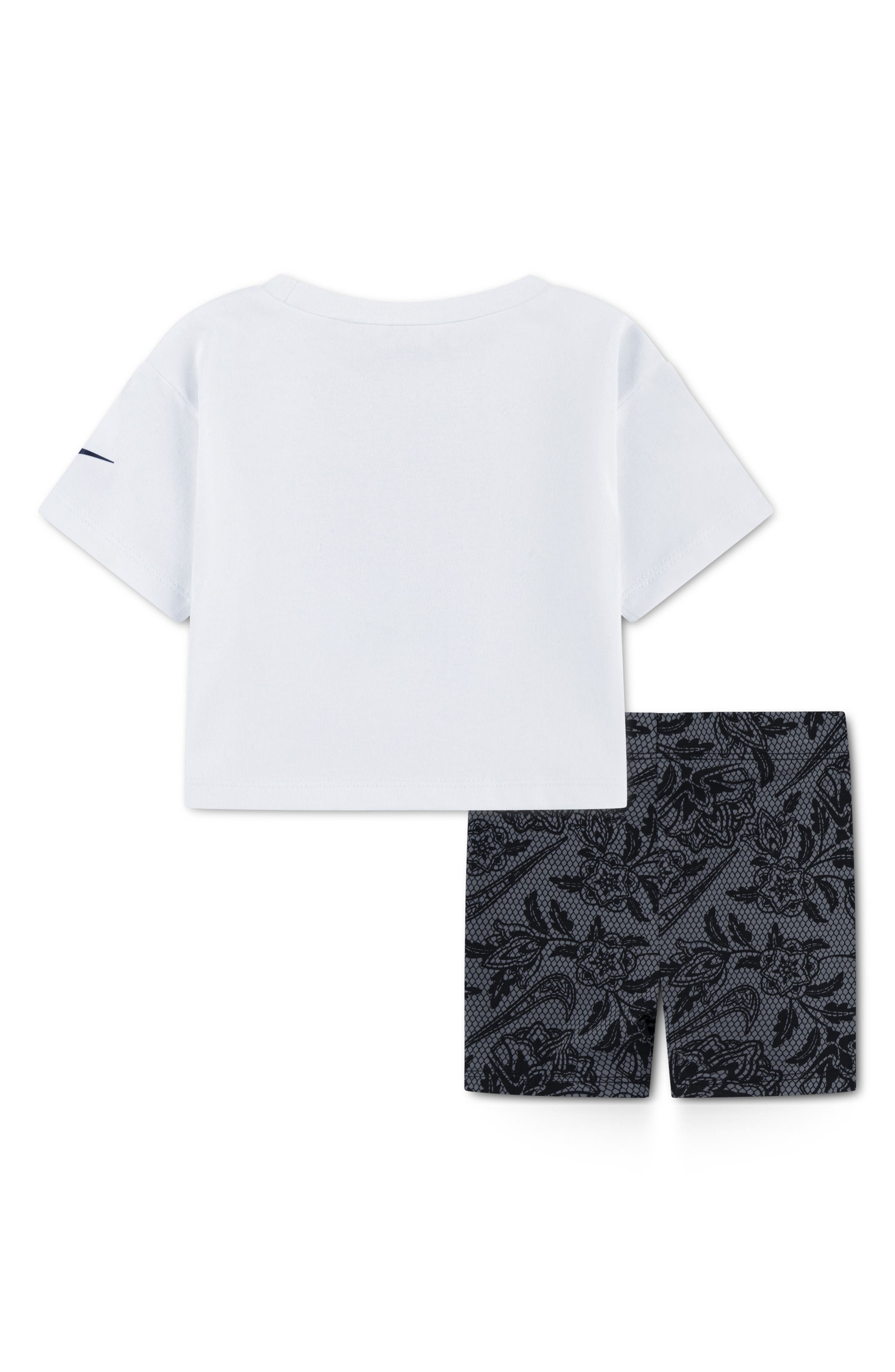 Nike Lace It Up T-Shirt & Bike Shorts Set