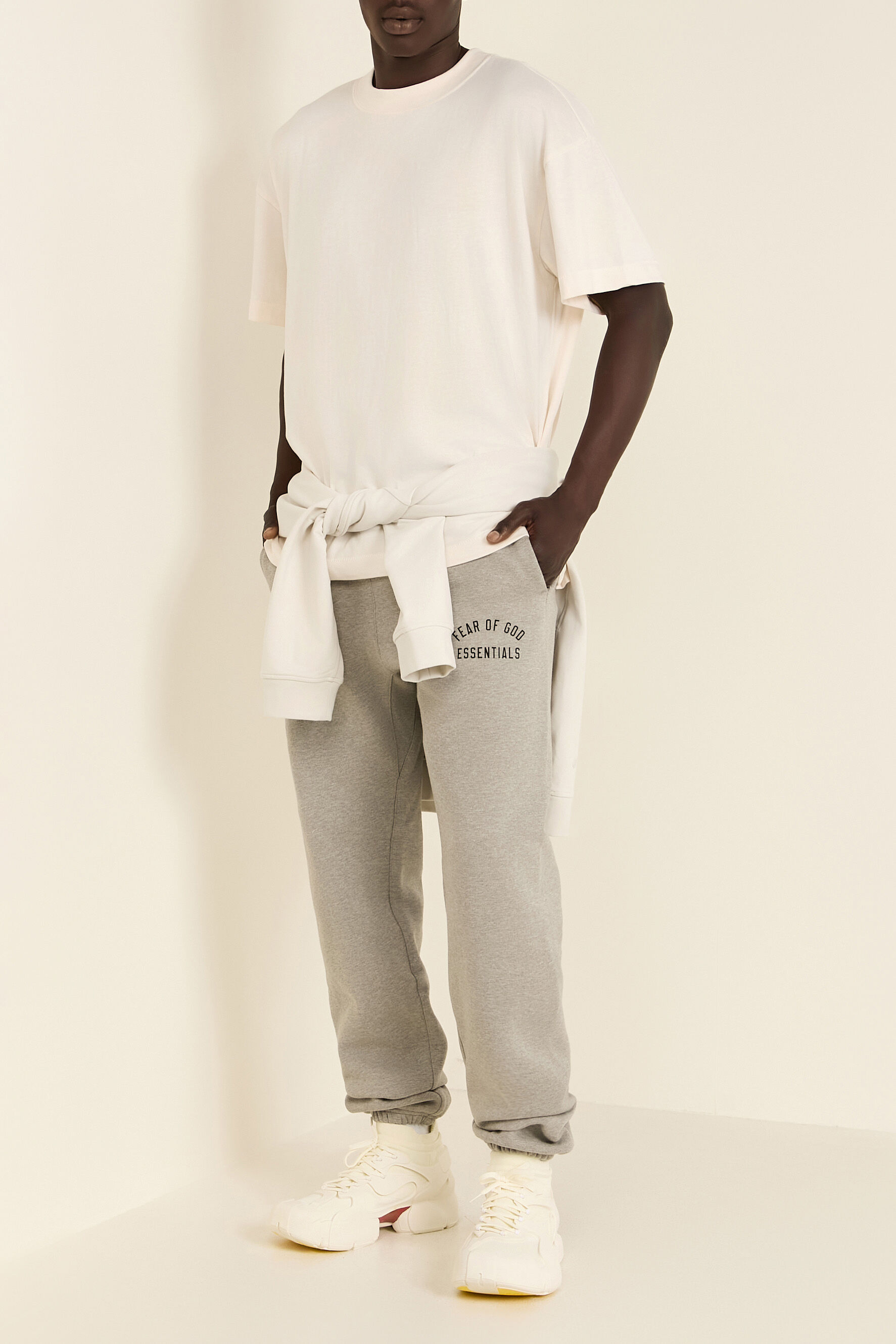 FEAR OF GOD ESSENTIALS מכנסי ג'וגר