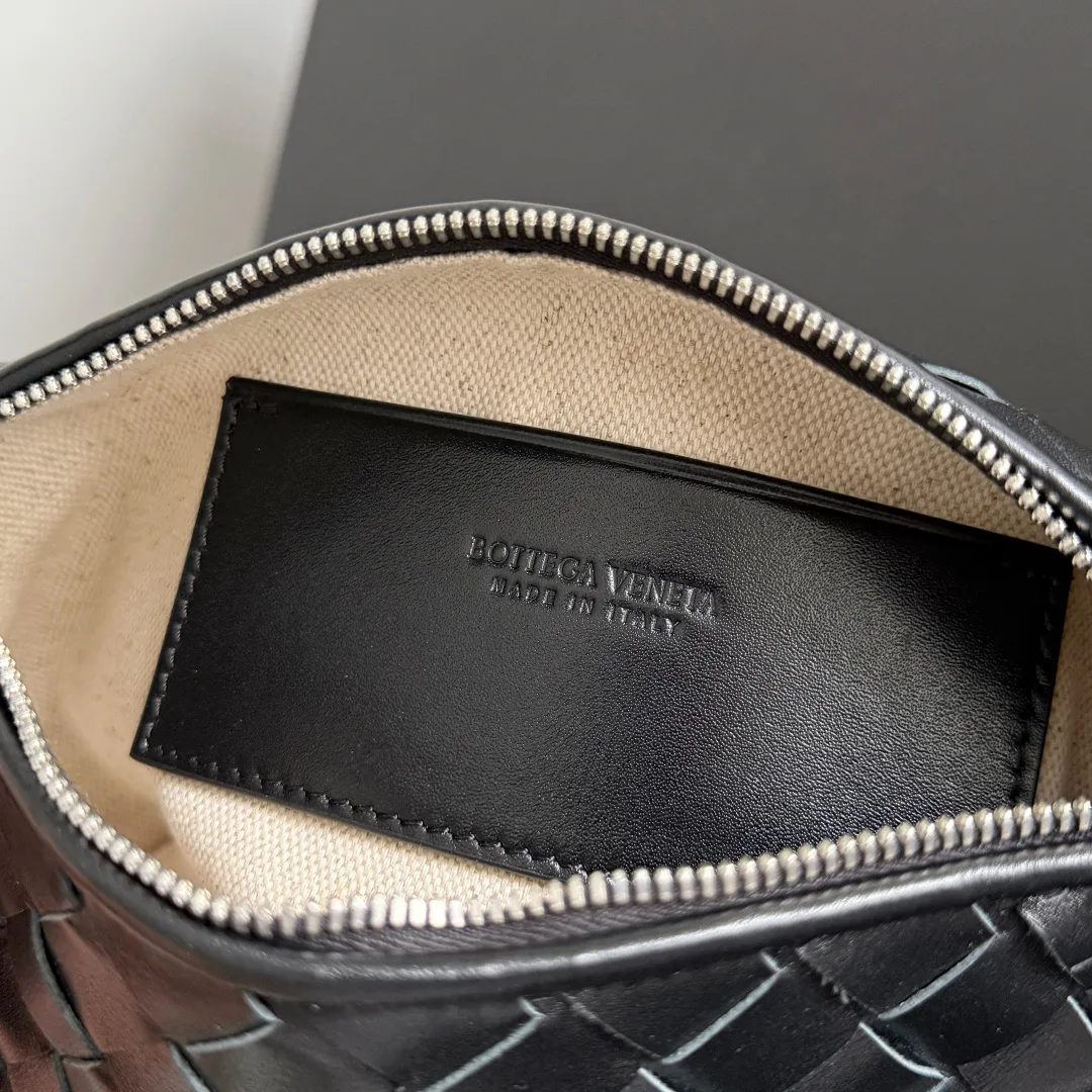 Bottega Veneta Day-To-Night Crossbody Bag product photo from LabelPicks