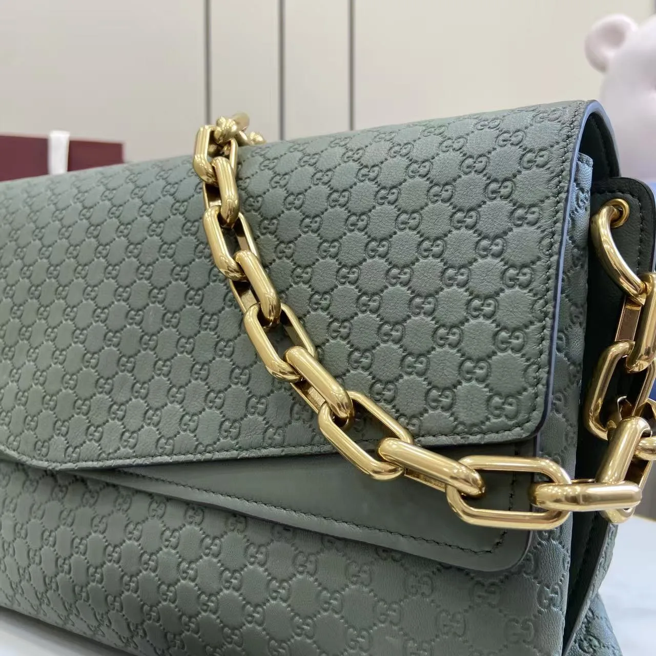 Gucci GG Supreme Canvas Shoulder Bag product photo from LabelPicks