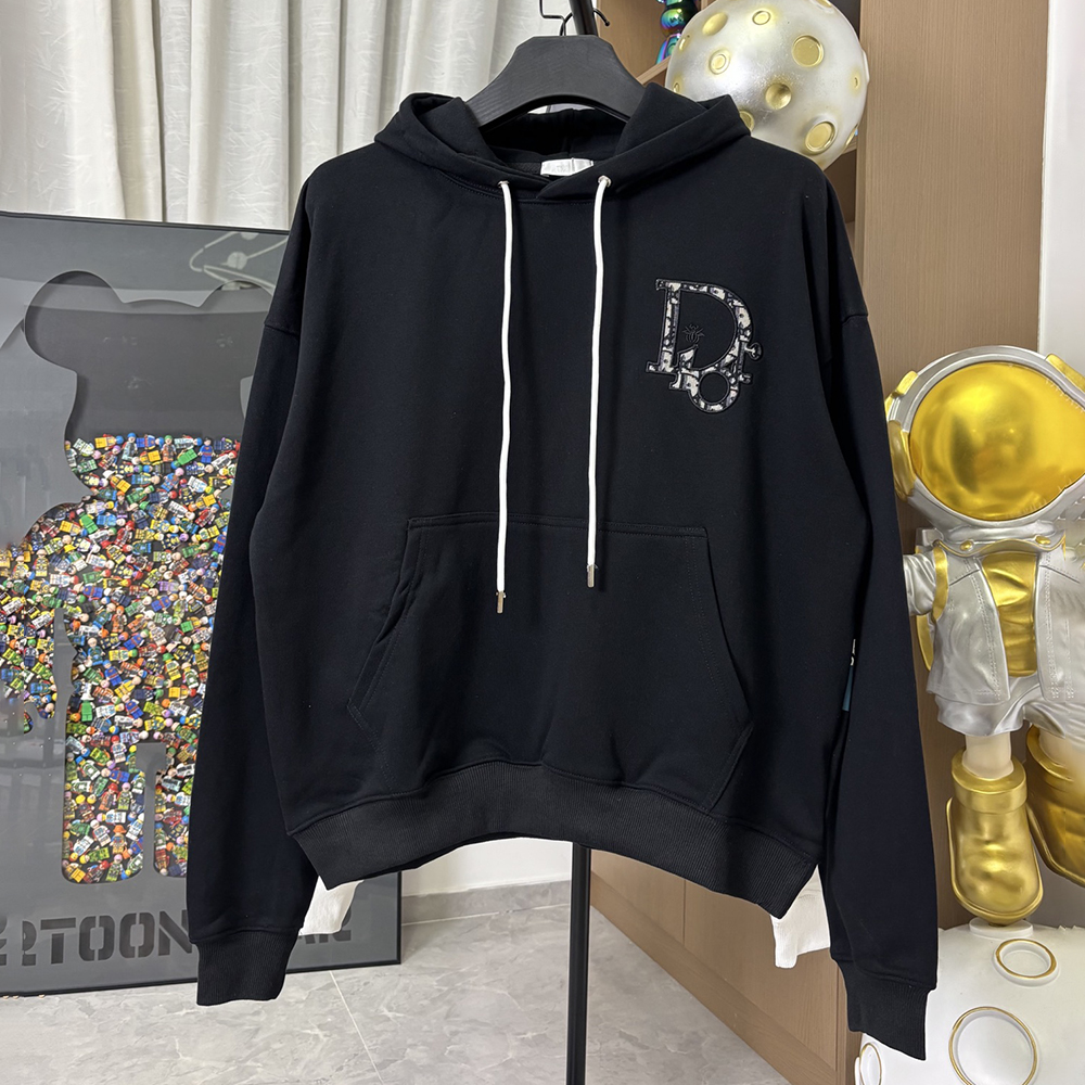 Classic Embroidered Print Long Sleeve Hoodies