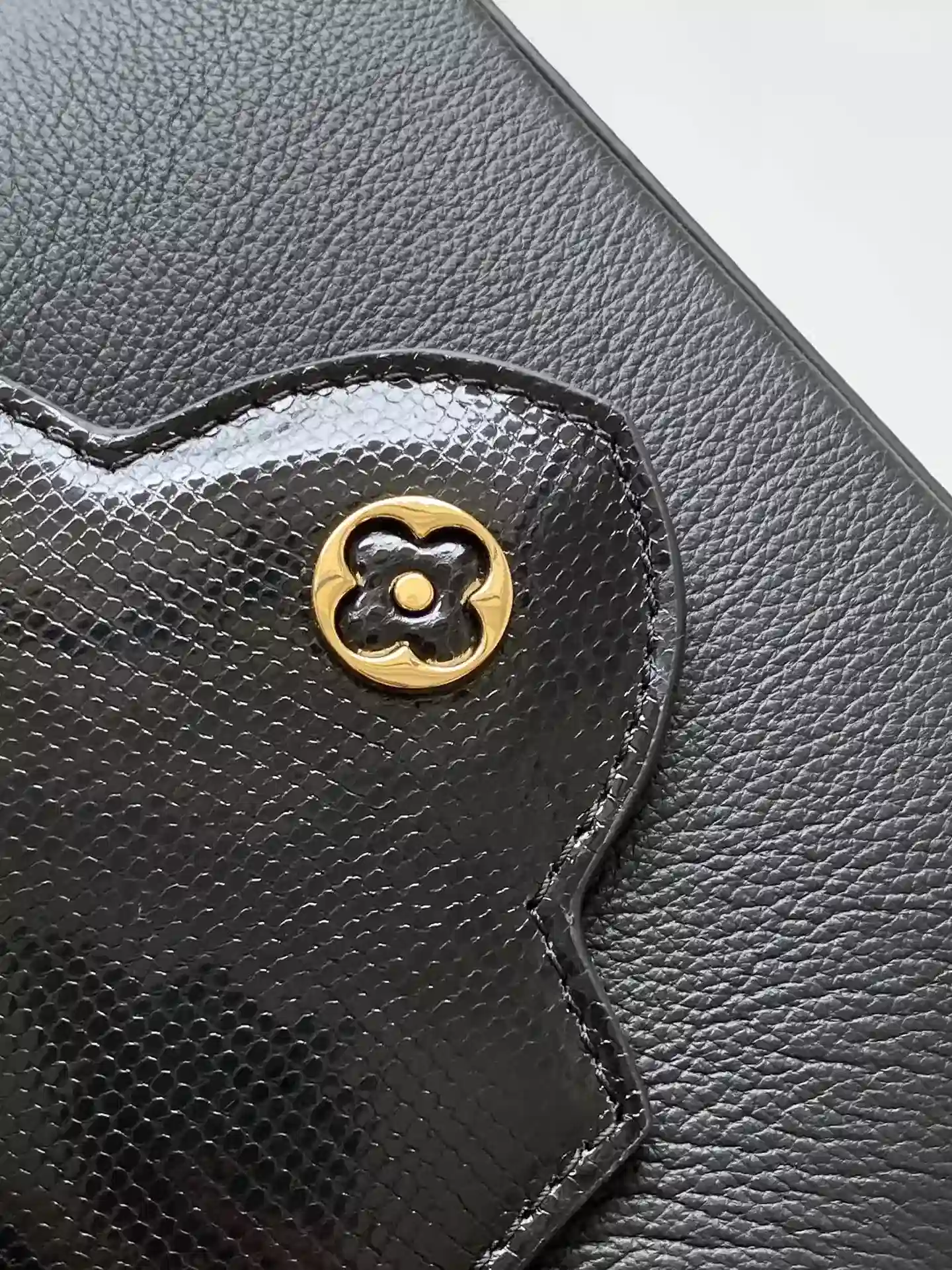 Louis Vuitton Capucines Black Calfskin Top Handle Bag product photo from LabelPicks