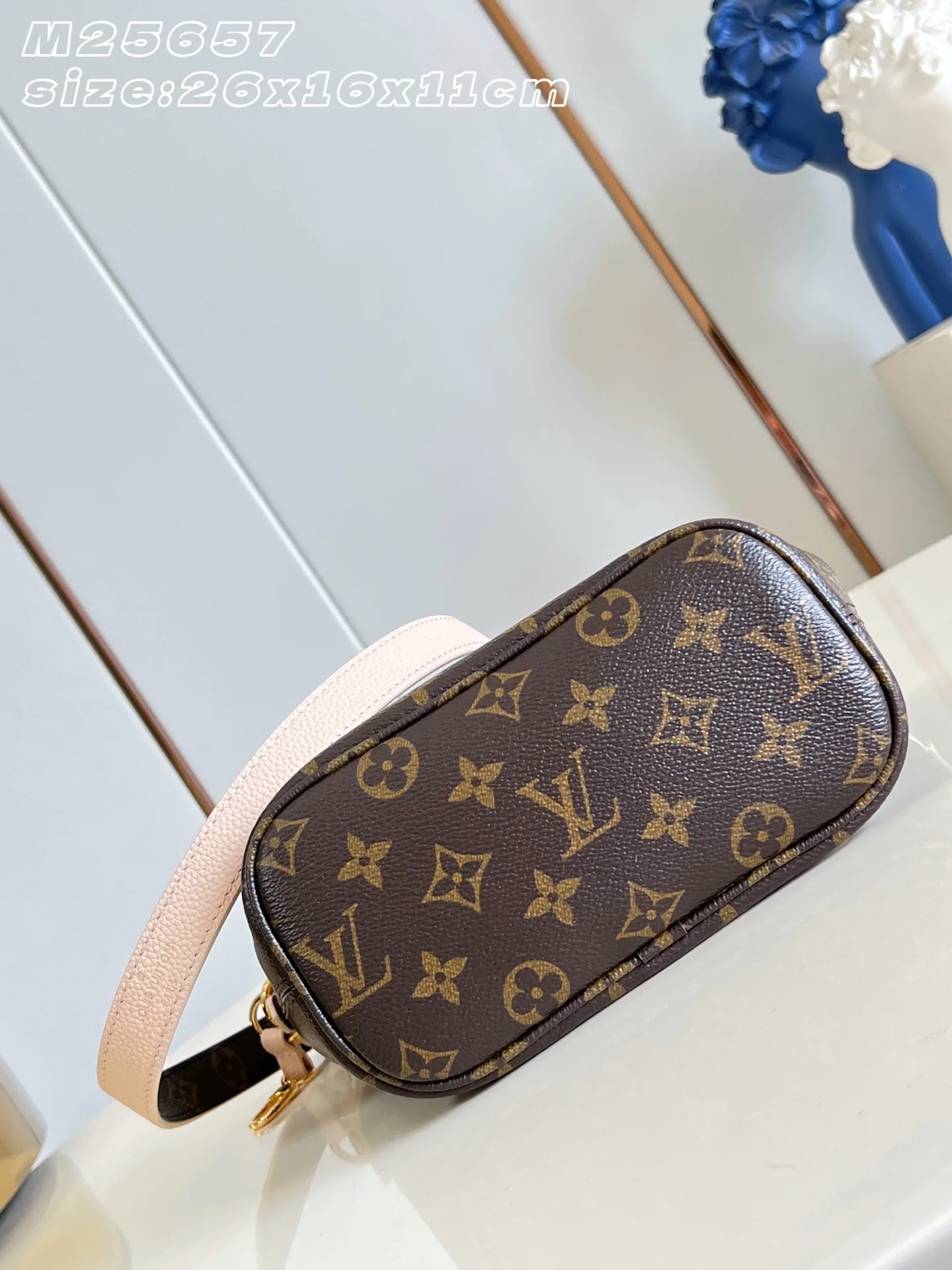 Louis Vuitton Neverfull Gold Grained Leather Tote Bag product photo from LabelPicks