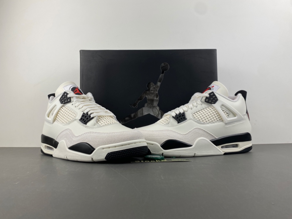 Air Jordan 4“Flight Club”