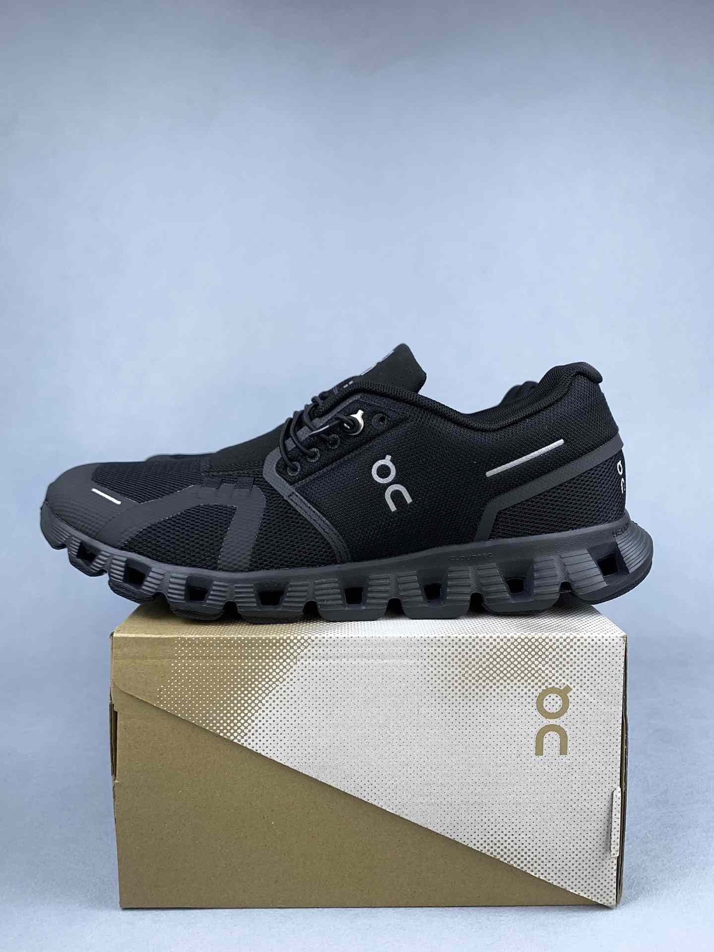 On Cloud 6 Shoes