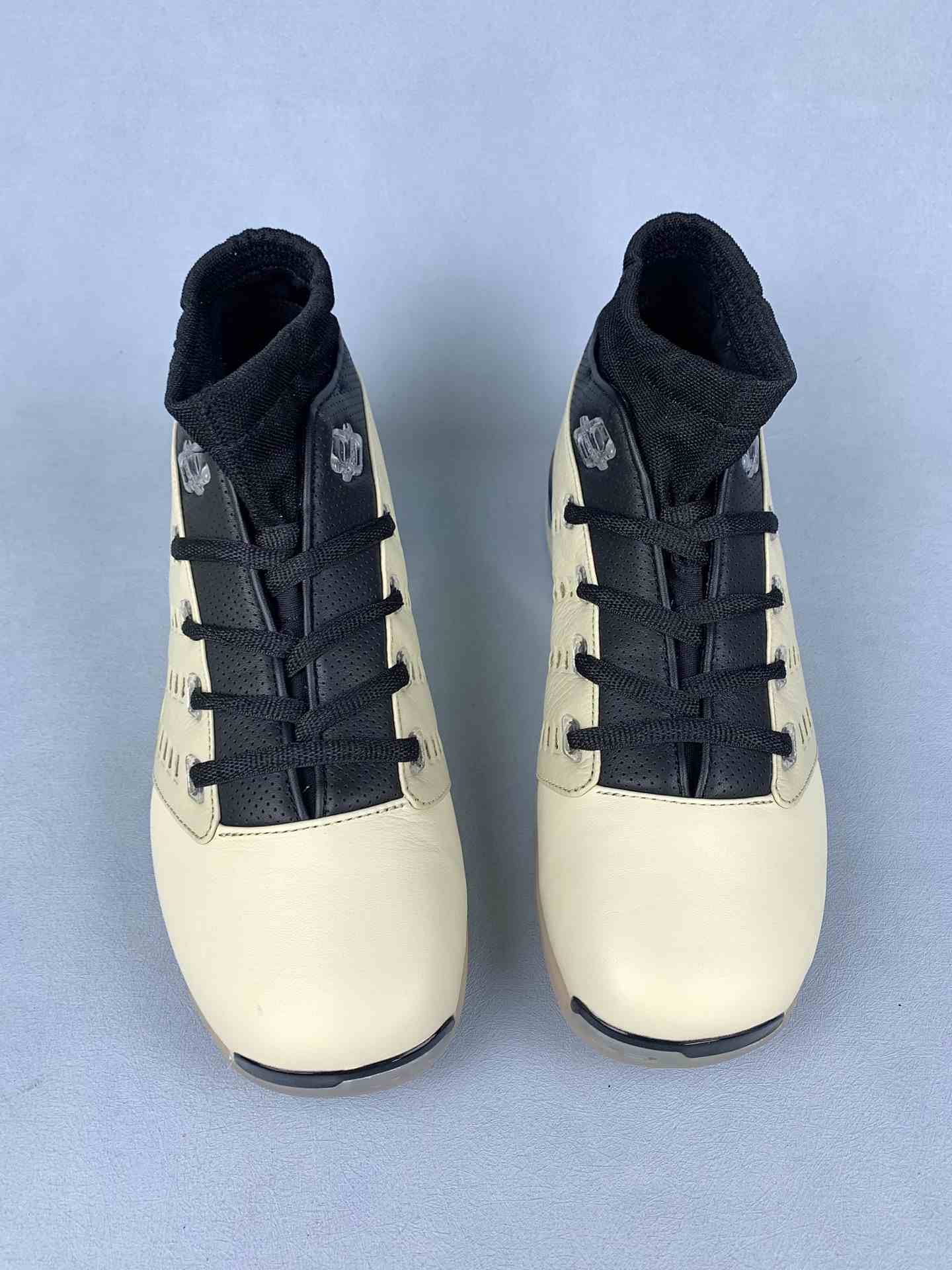 Infinite Archives x Air Jordan 17 Low “Beach” Shoes