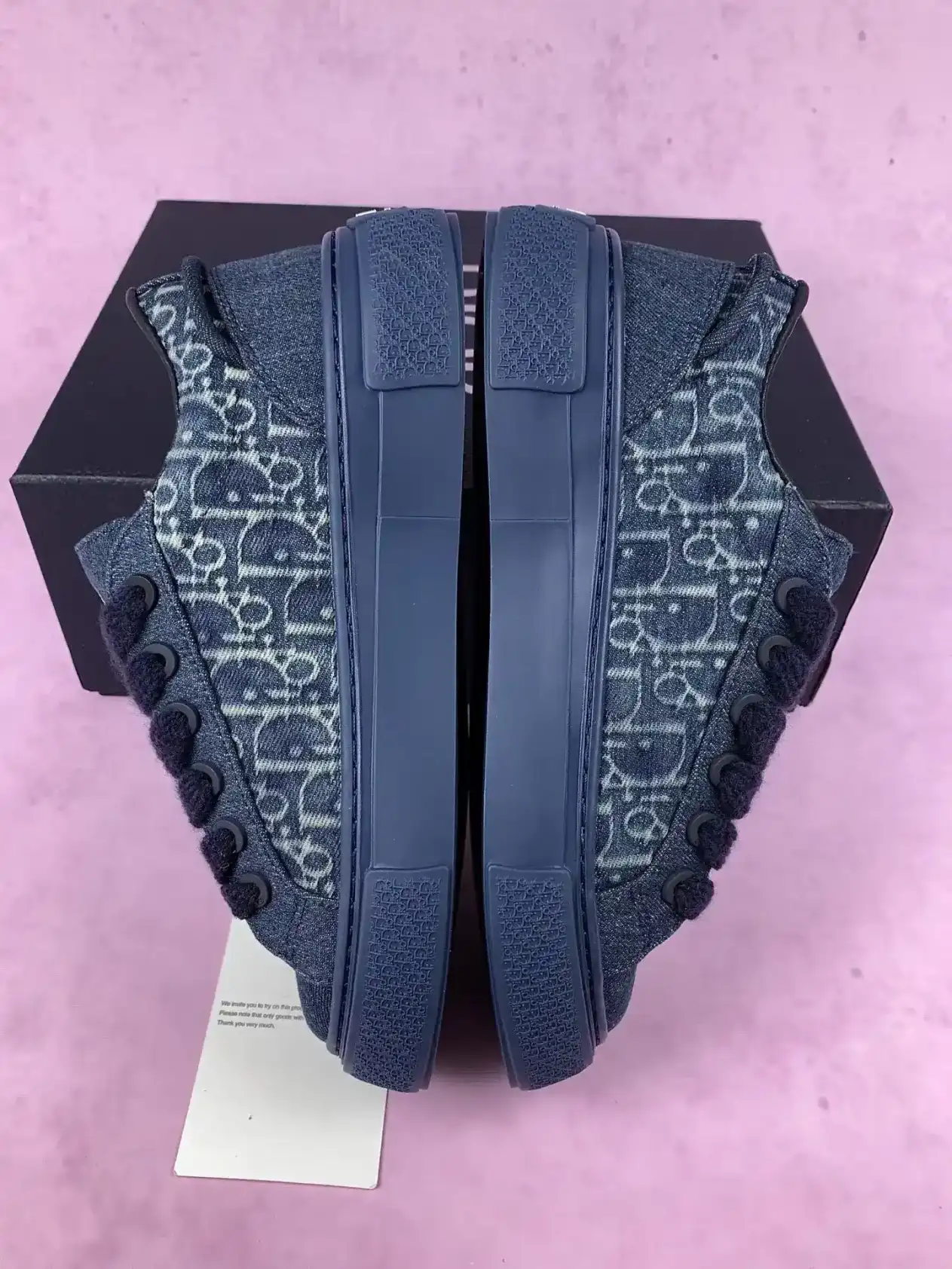 B33 Sneaker product photo from LabelPicks