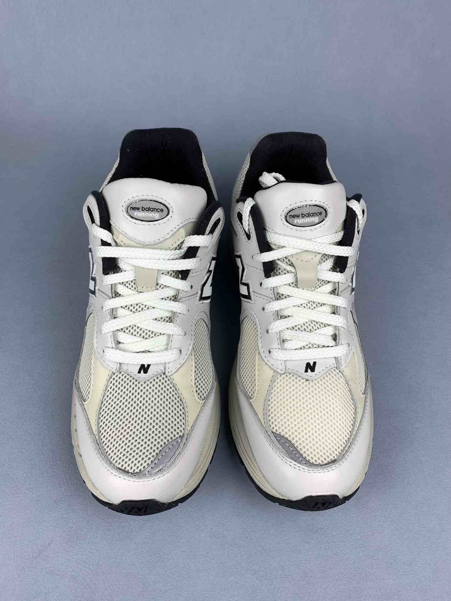 2002R Shoes