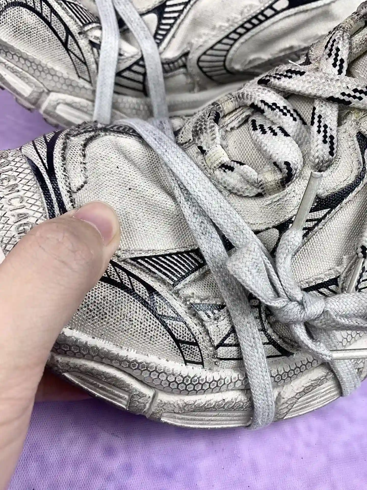 3XL Sneaker in Beige product photo from LabelPicks