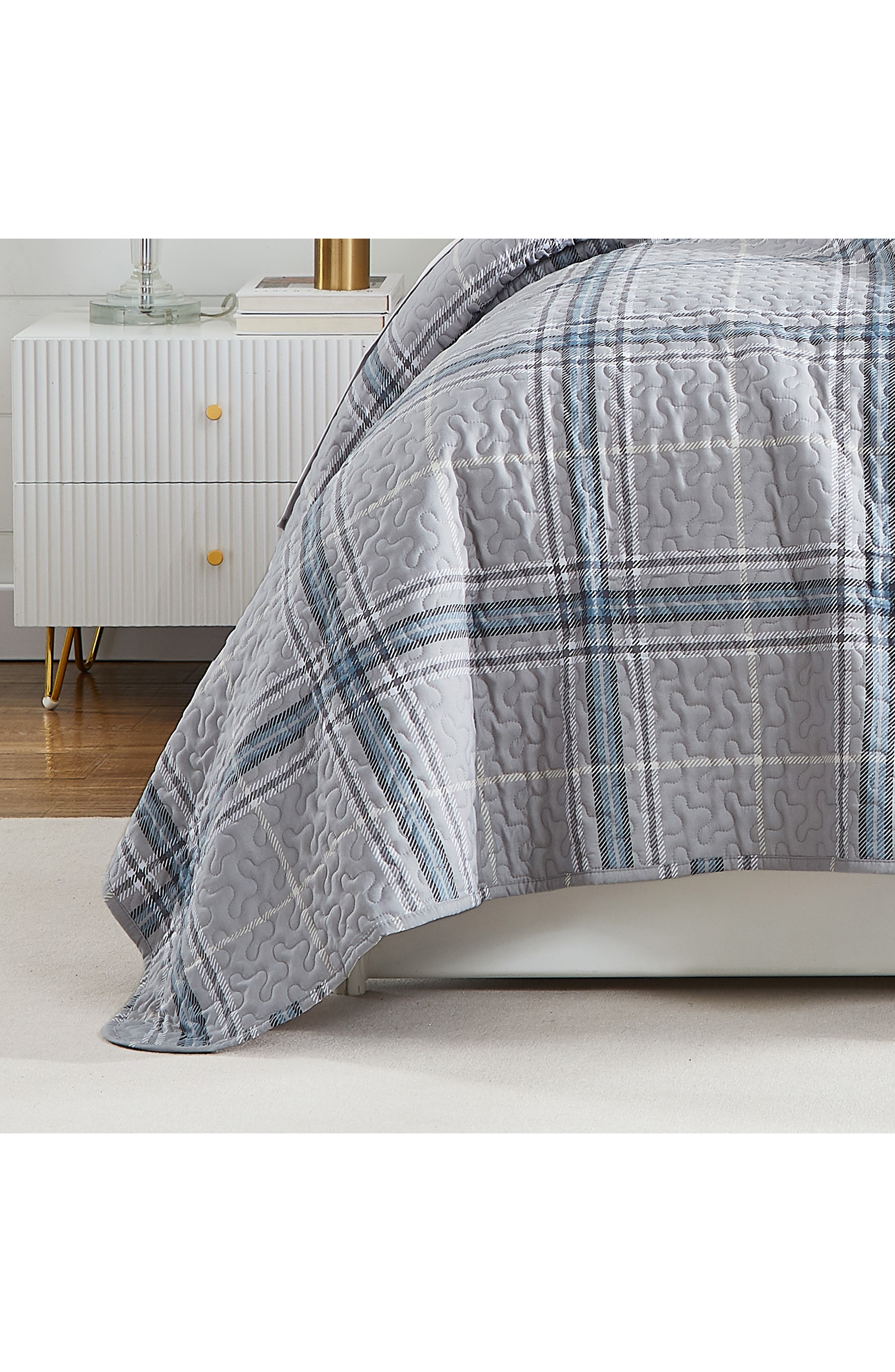 SOUTHSHORE FINE LINENS Vilano Plaid Quilt Bedding Set