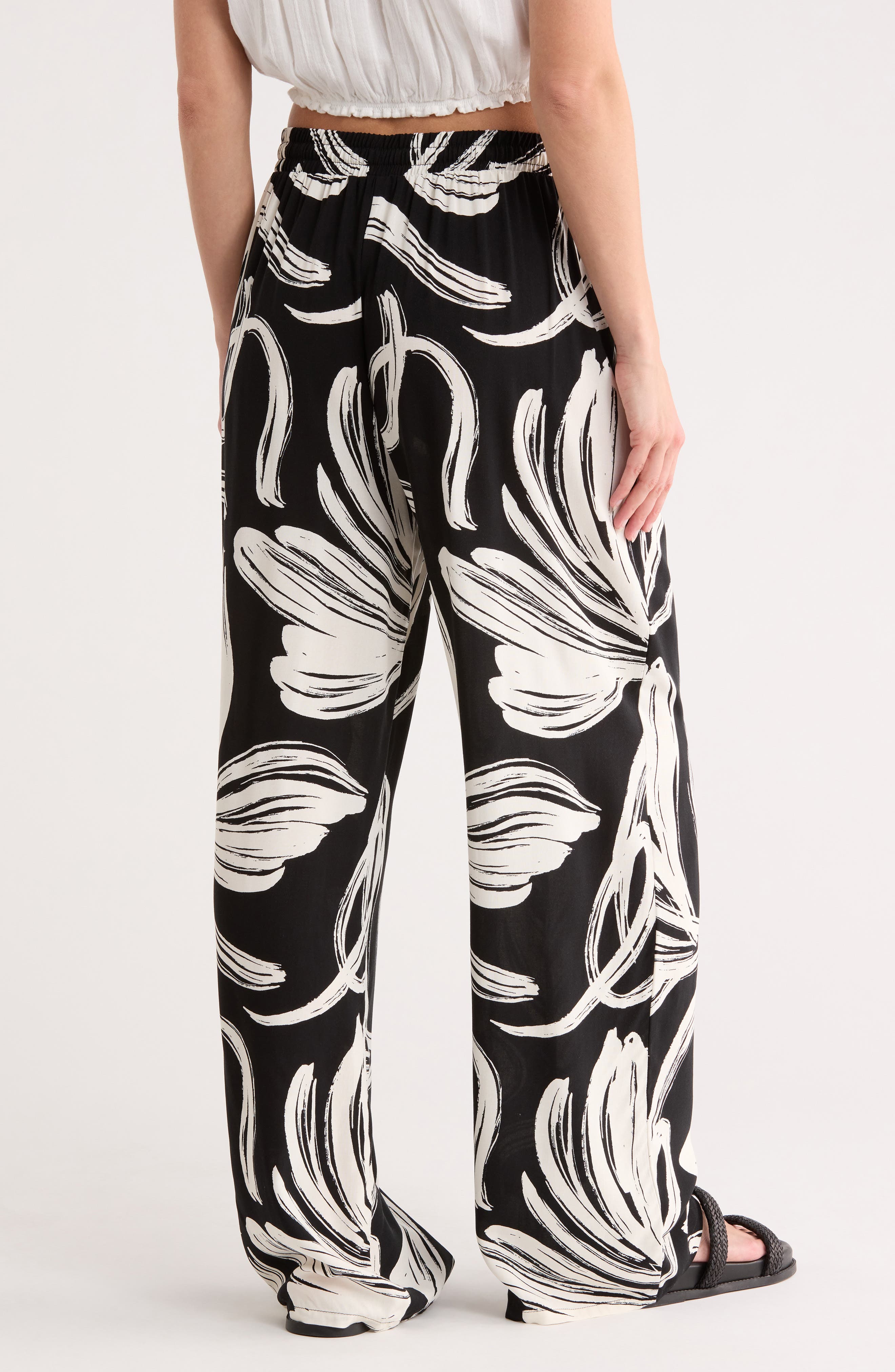 Halogen® Print Tie Waist Wide Leg Pants