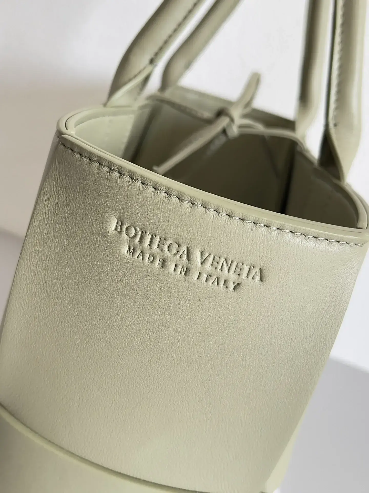 Bottega Veneta Green Intrecciato Woven Leather Tote Bag product photo from LabelPicks